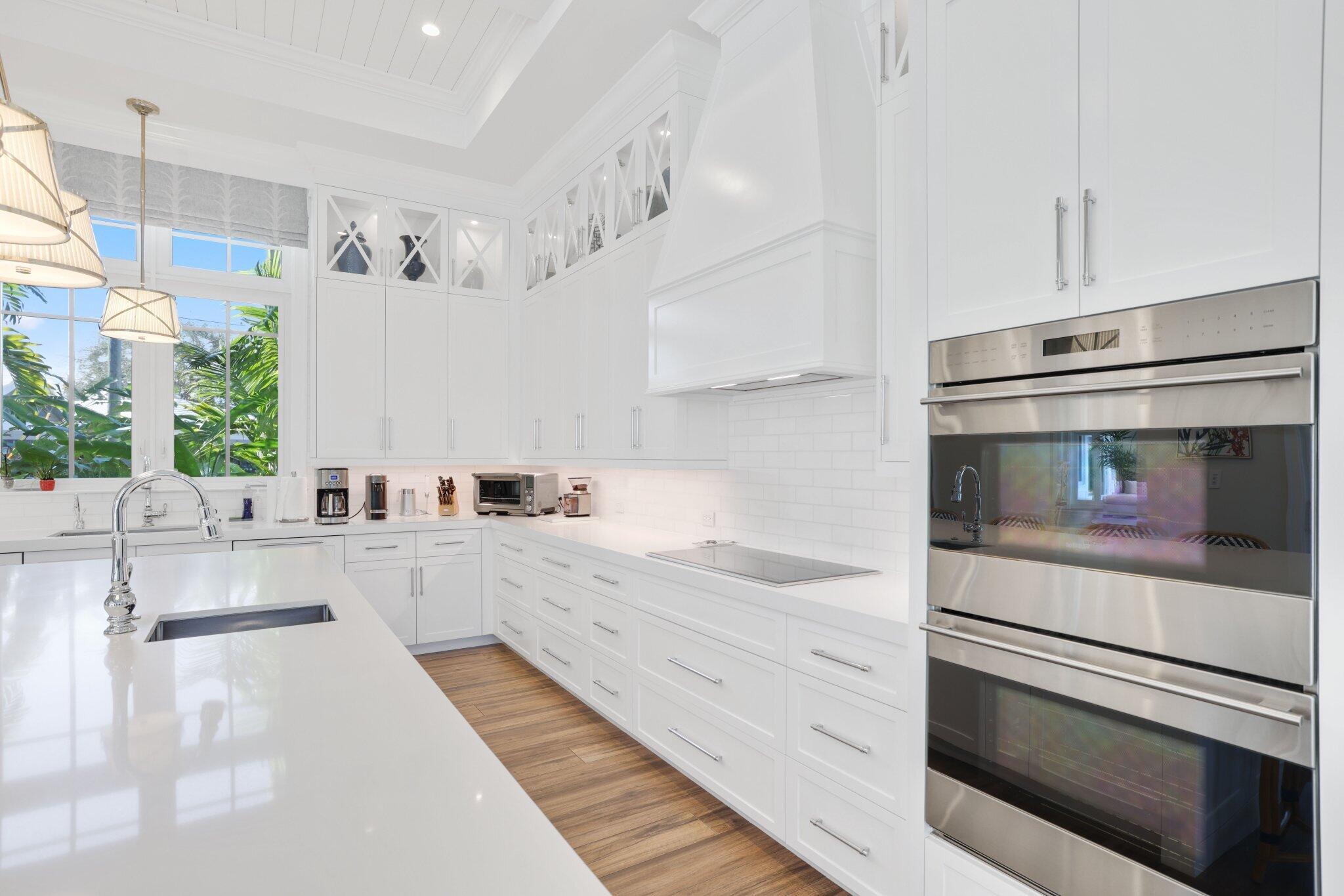 3700 NE 24th Ave Lighthouse Point, FL 33064