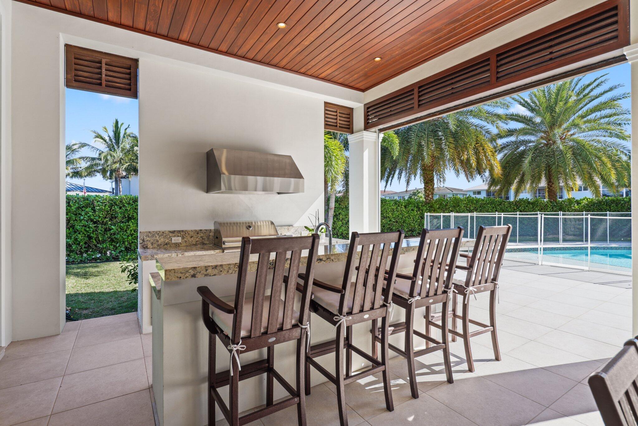 3700 NE 24th Ave Lighthouse Point, FL 33064