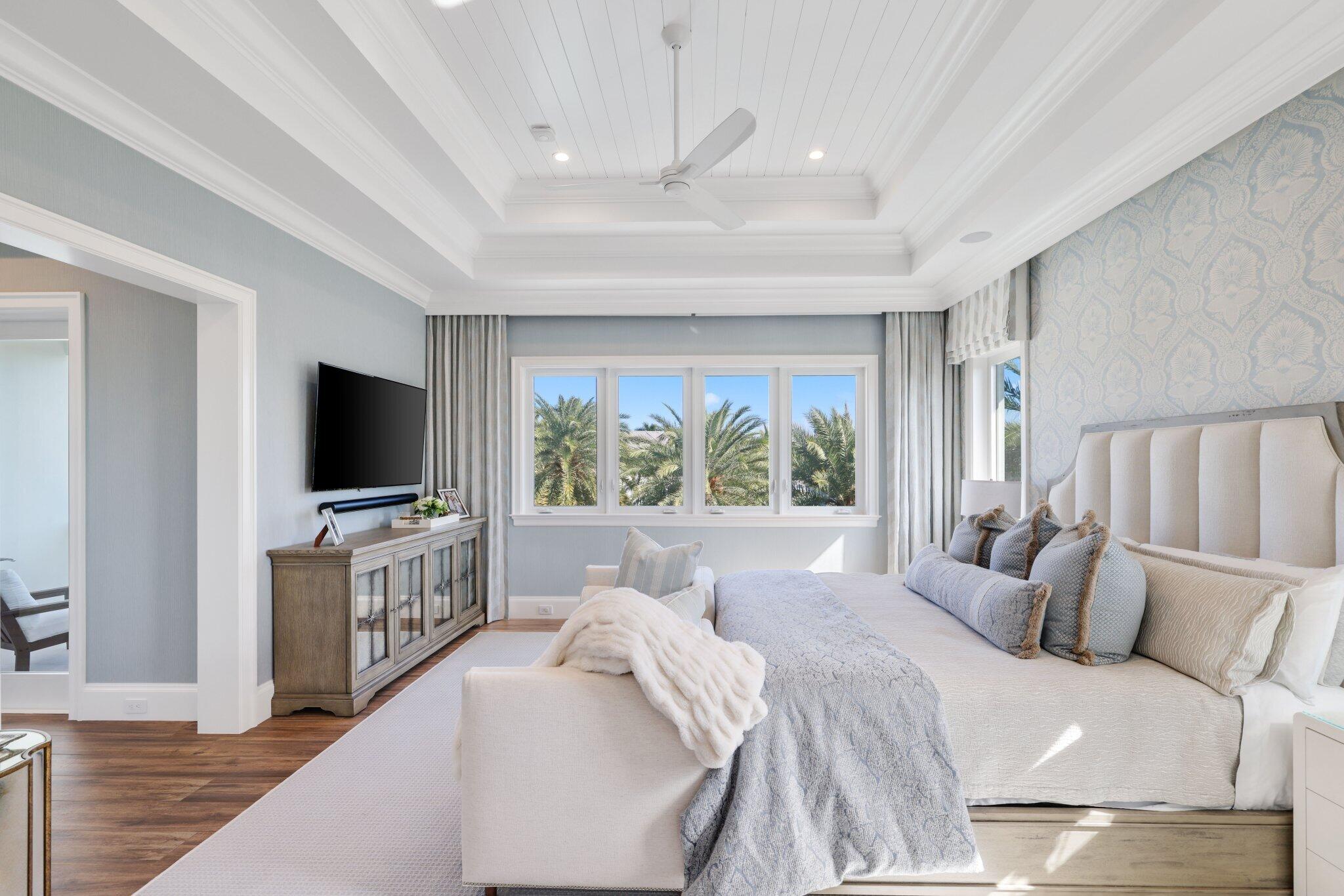 3700 NE 24th Ave Lighthouse Point, FL 33064