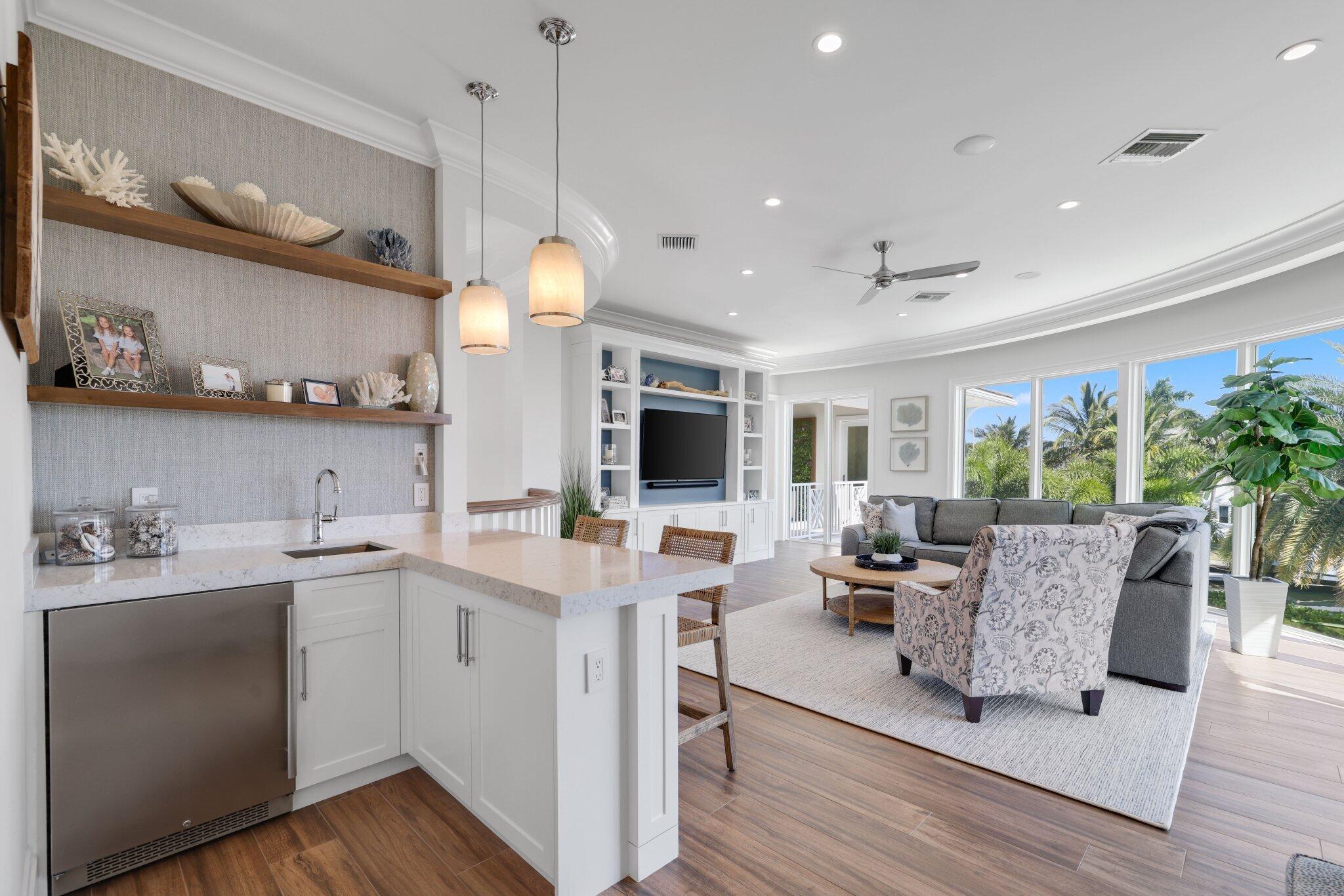 3700 NE 24th Ave Lighthouse Point, FL 33064