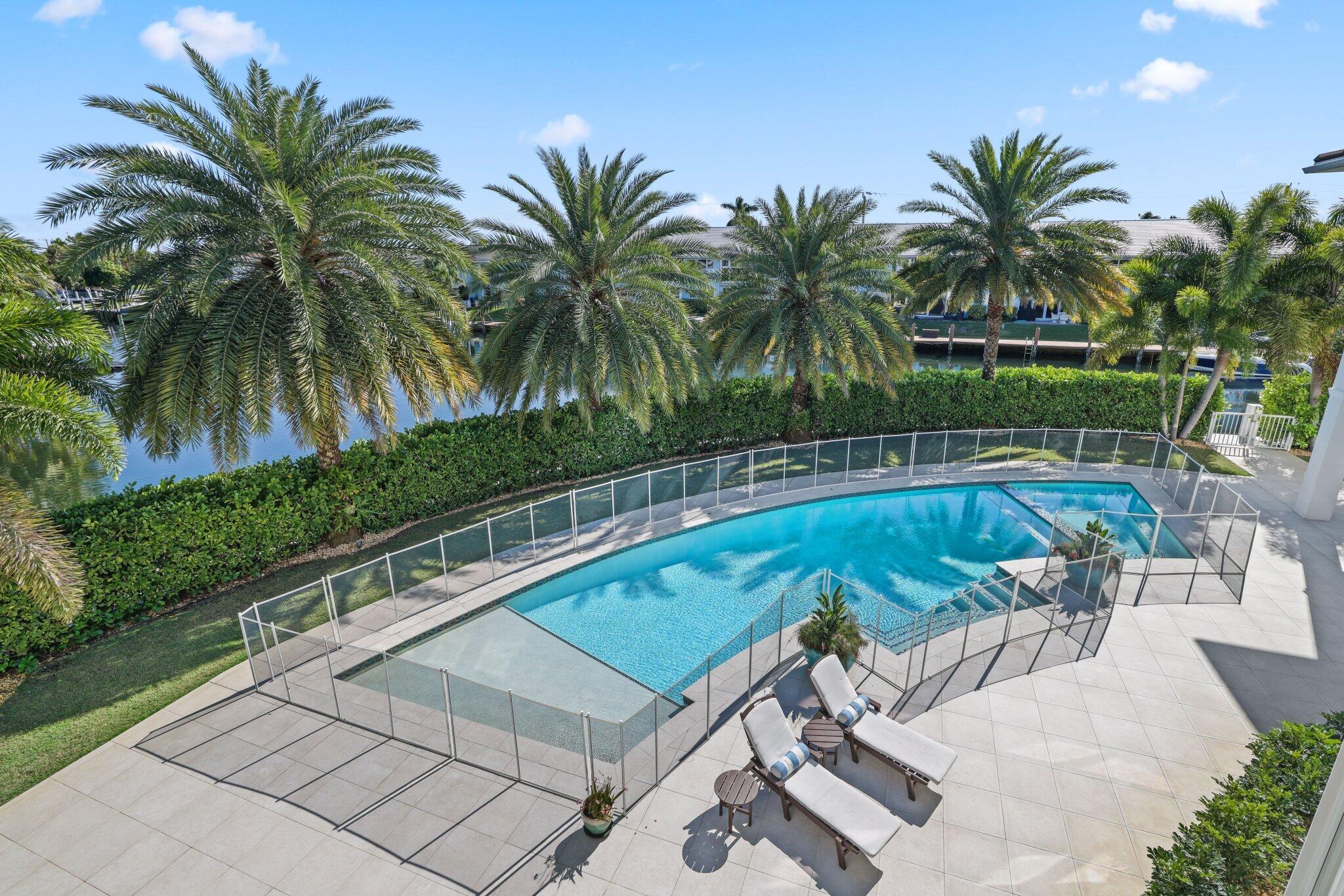 3700 NE 24th Ave Lighthouse Point, FL 33064