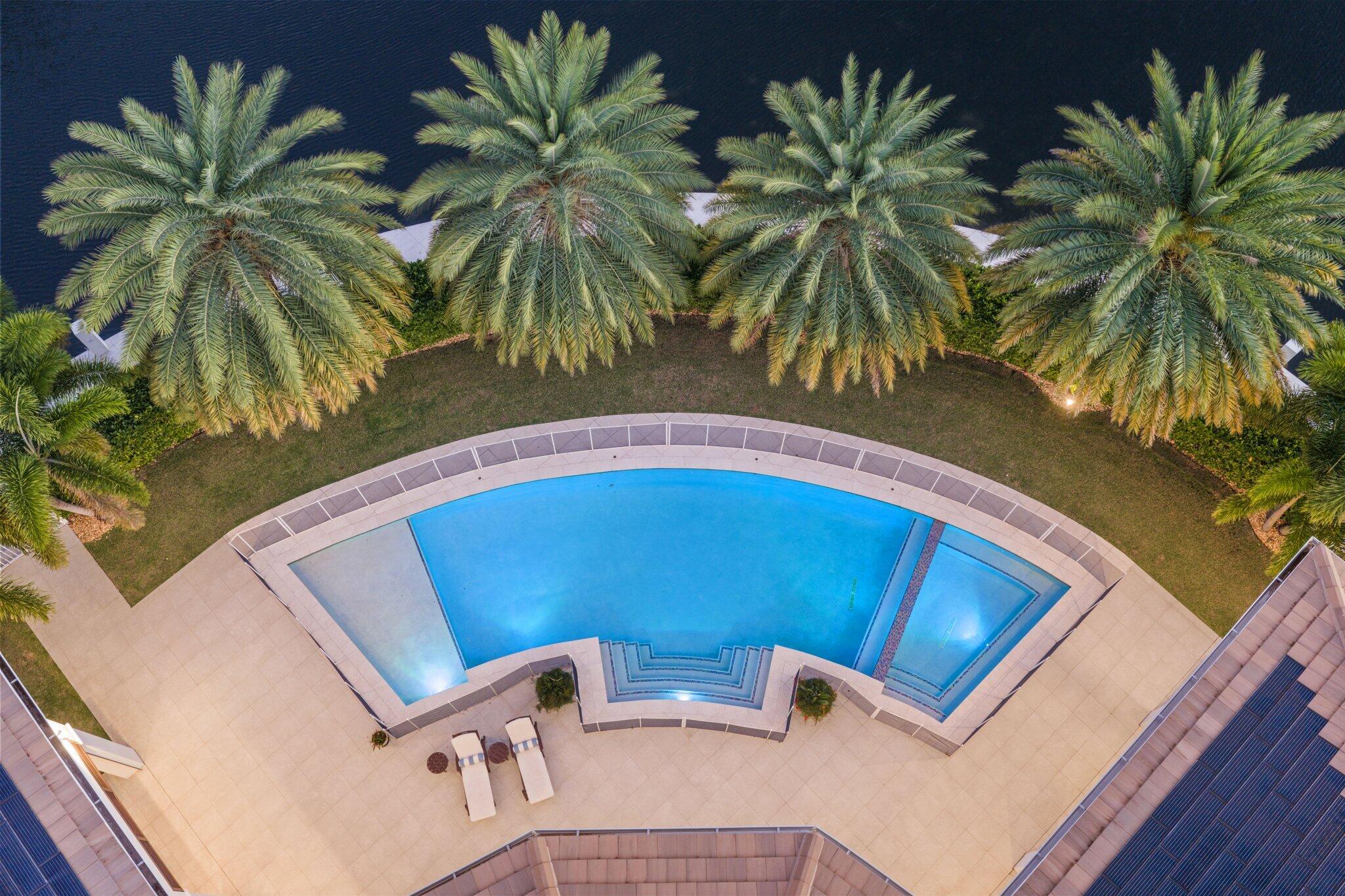 3700 NE 24th Ave Lighthouse Point, FL 33064