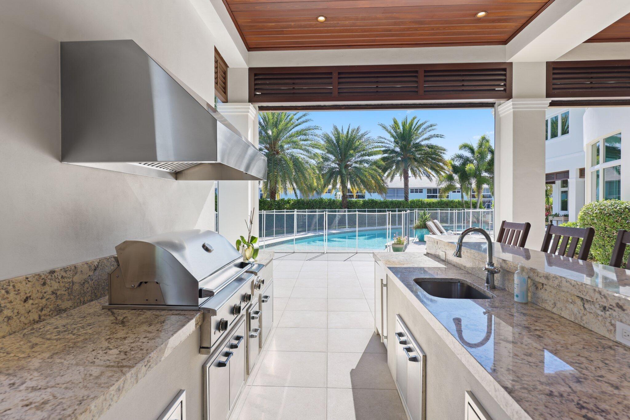 3700 NE 24th Ave Lighthouse Point, FL 33064