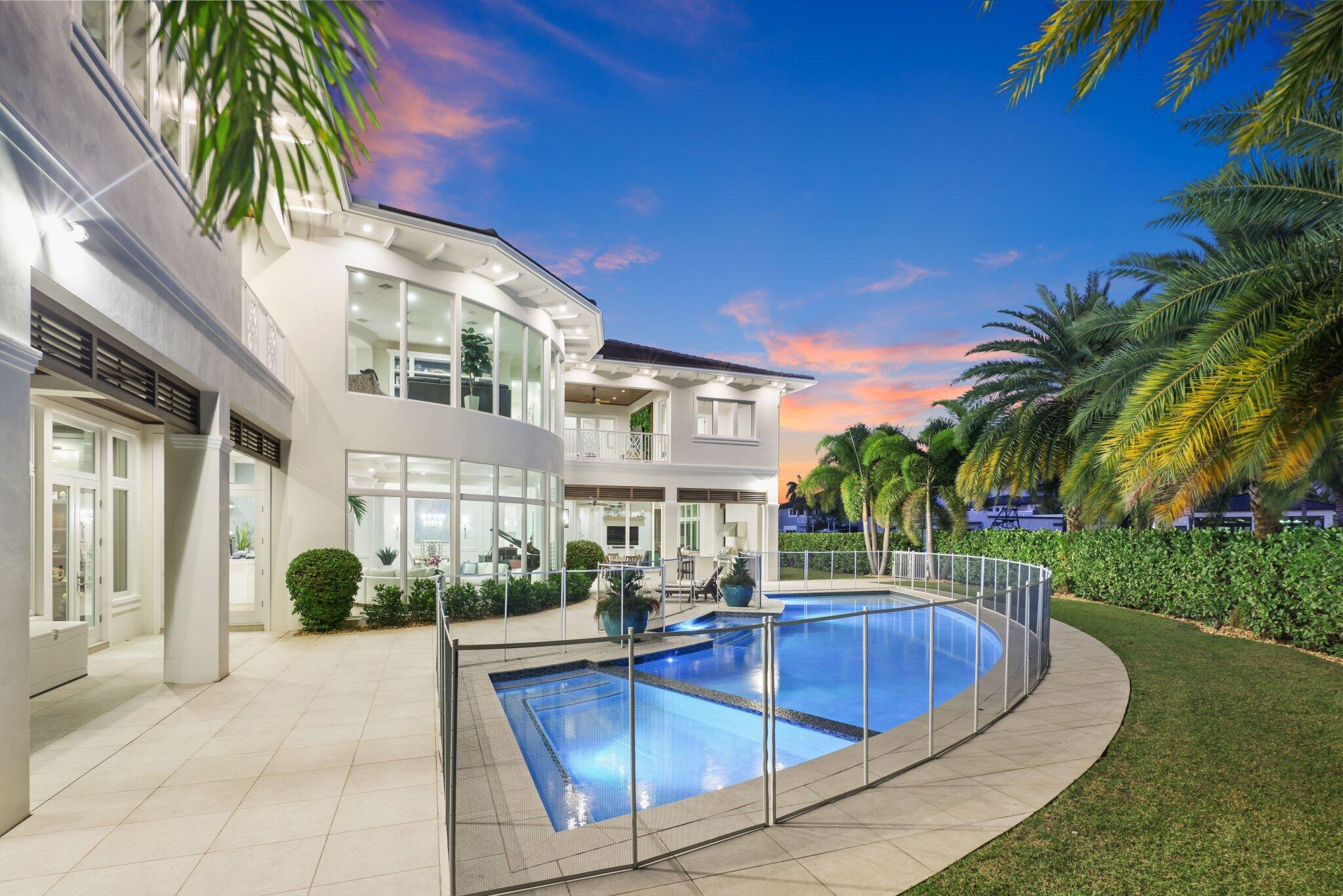 3700 NE 24th Ave Lighthouse Point, FL 33064