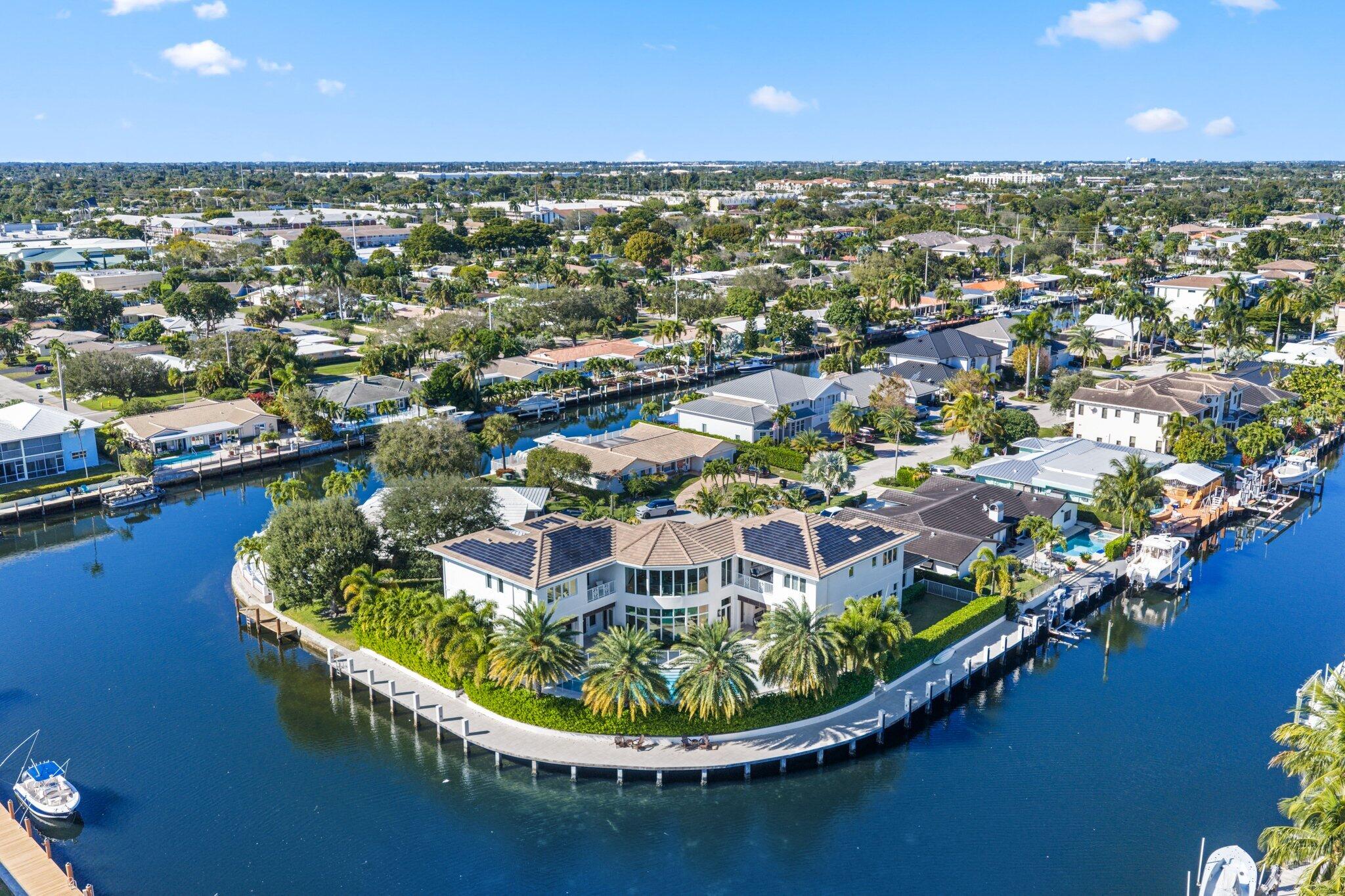 3700 NE 24th Ave Lighthouse Point, FL 33064