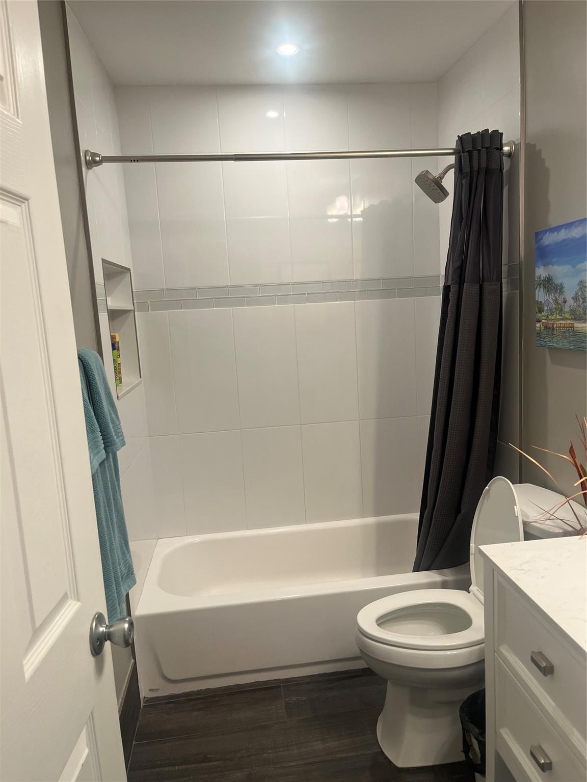 2113 NE 44th St Pompano Beach, FL 33064