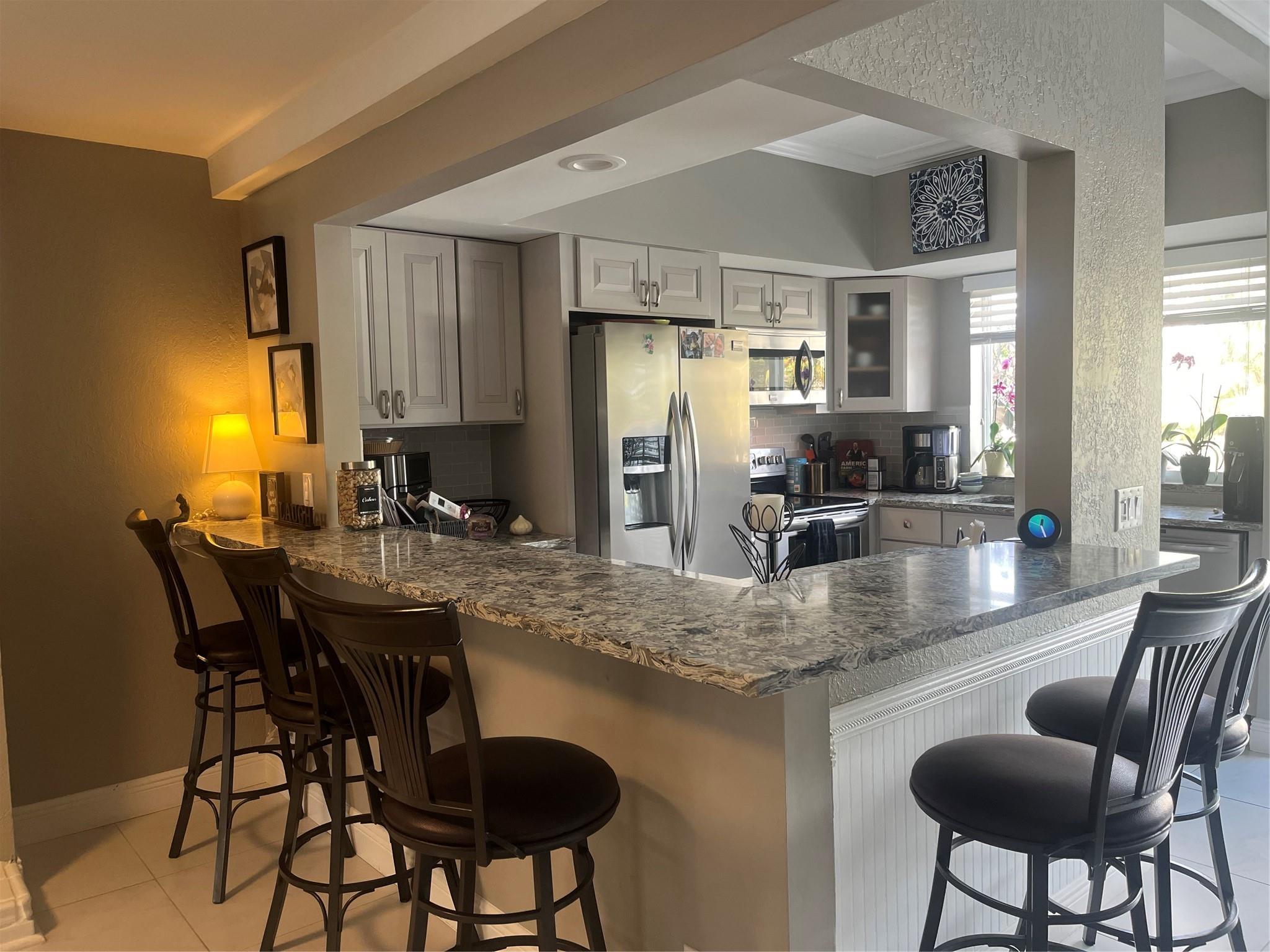 2113 NE 44th St Pompano Beach, FL 33064