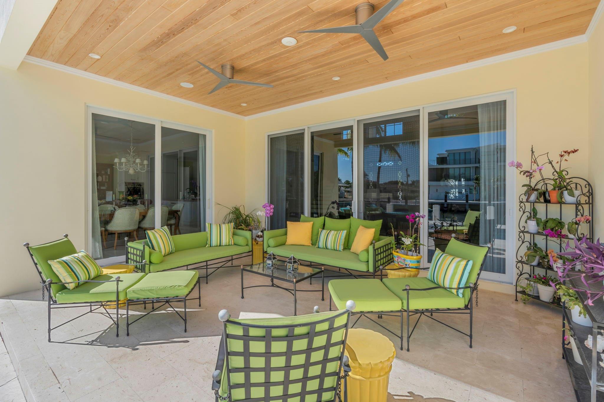 2870 NE 24th Pl Fort Lauderdale, FL 33305