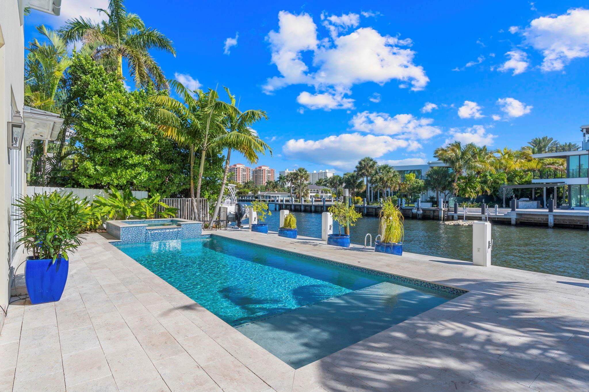 2870 NE 24th Pl Fort Lauderdale, FL 33305