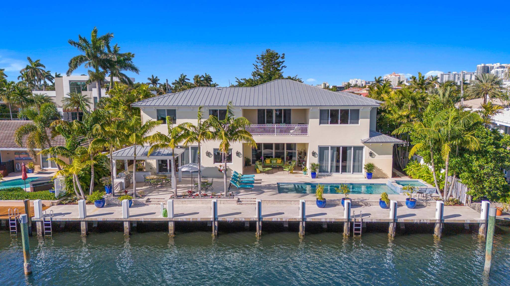 2870 NE 24th Pl Fort Lauderdale, FL 33305