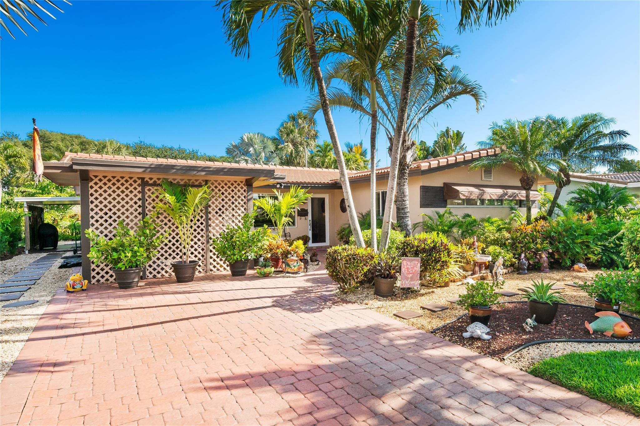 2021 NE 27th St,Lighthouse Point, FL 33064
