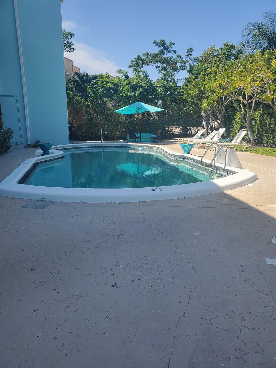 805 S Riverside Dr,Pompano Beach, FL 33062