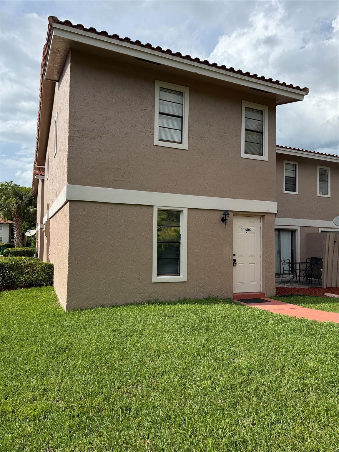 11506 NW 44th St