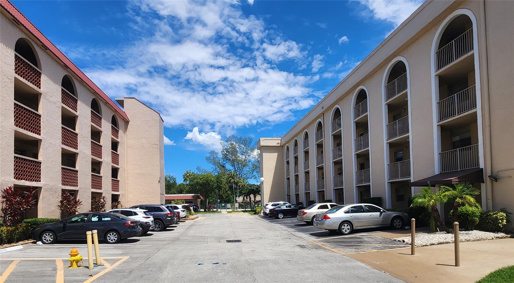 3241 Holiday Spgs Blvd #104