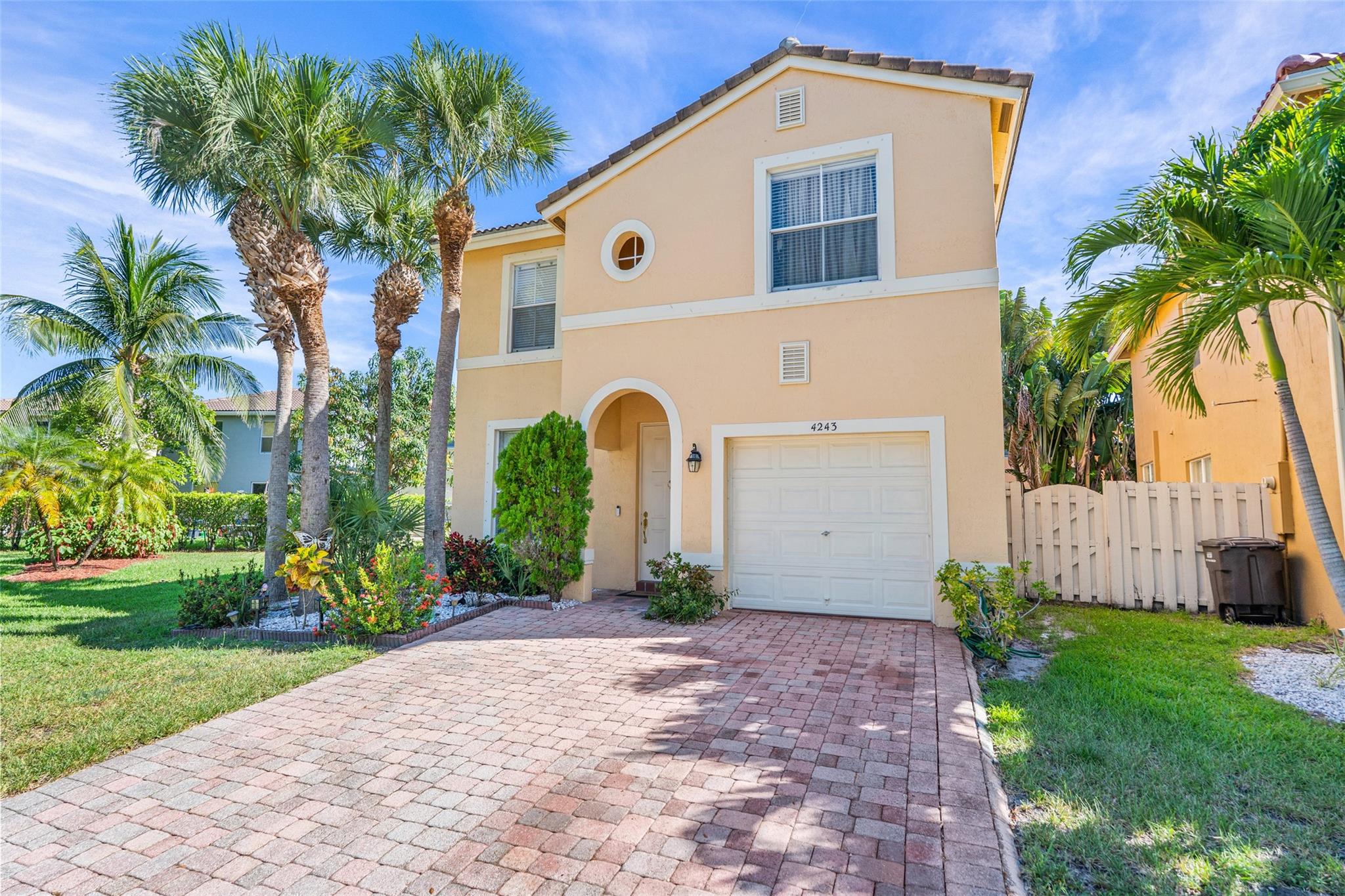 4243 Lake Tahoe Cir