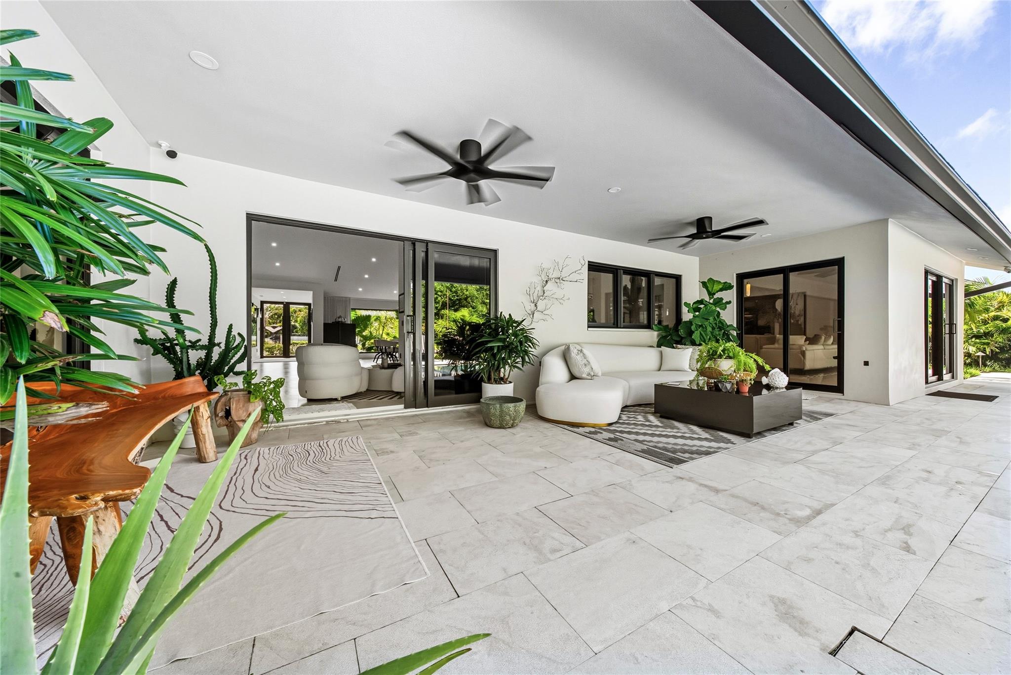 1621 Seabreeze Blvd Fort Lauderdale, FL 33316