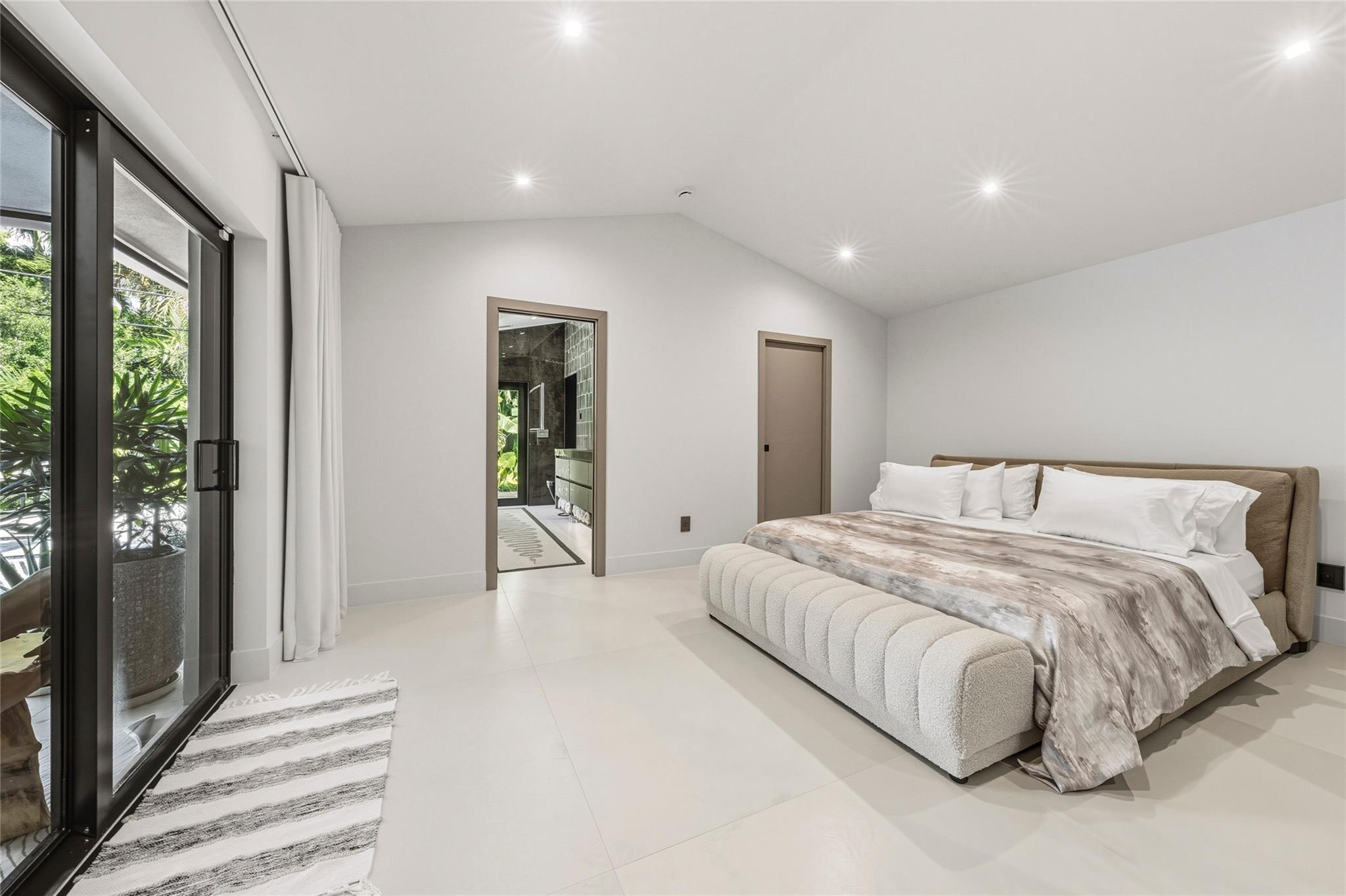 1621 Seabreeze Blvd Fort Lauderdale, FL 33316