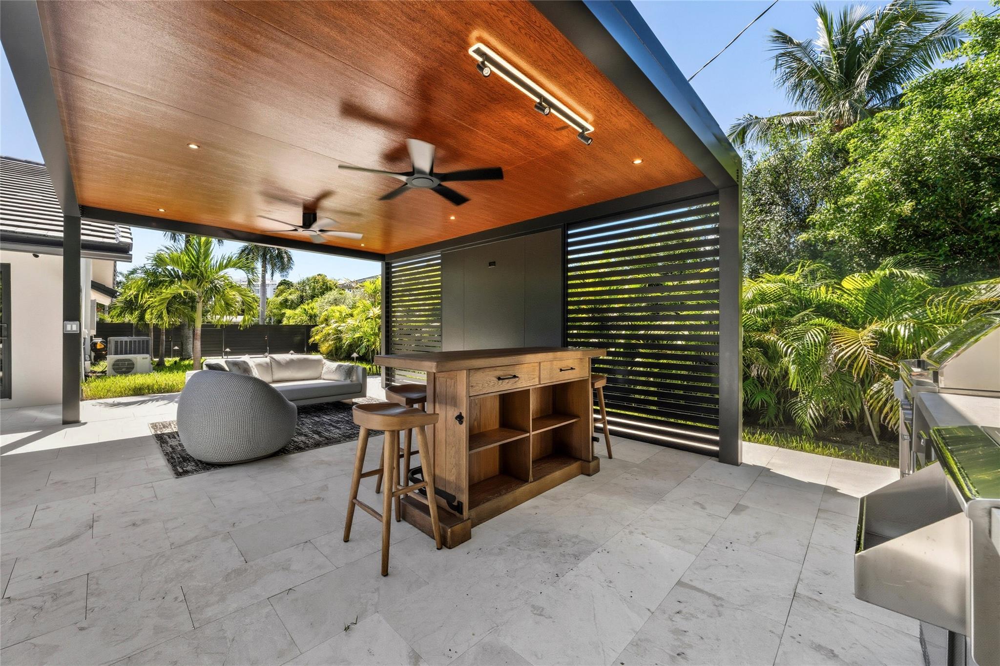 1621 Seabreeze Blvd Fort Lauderdale, FL 33316