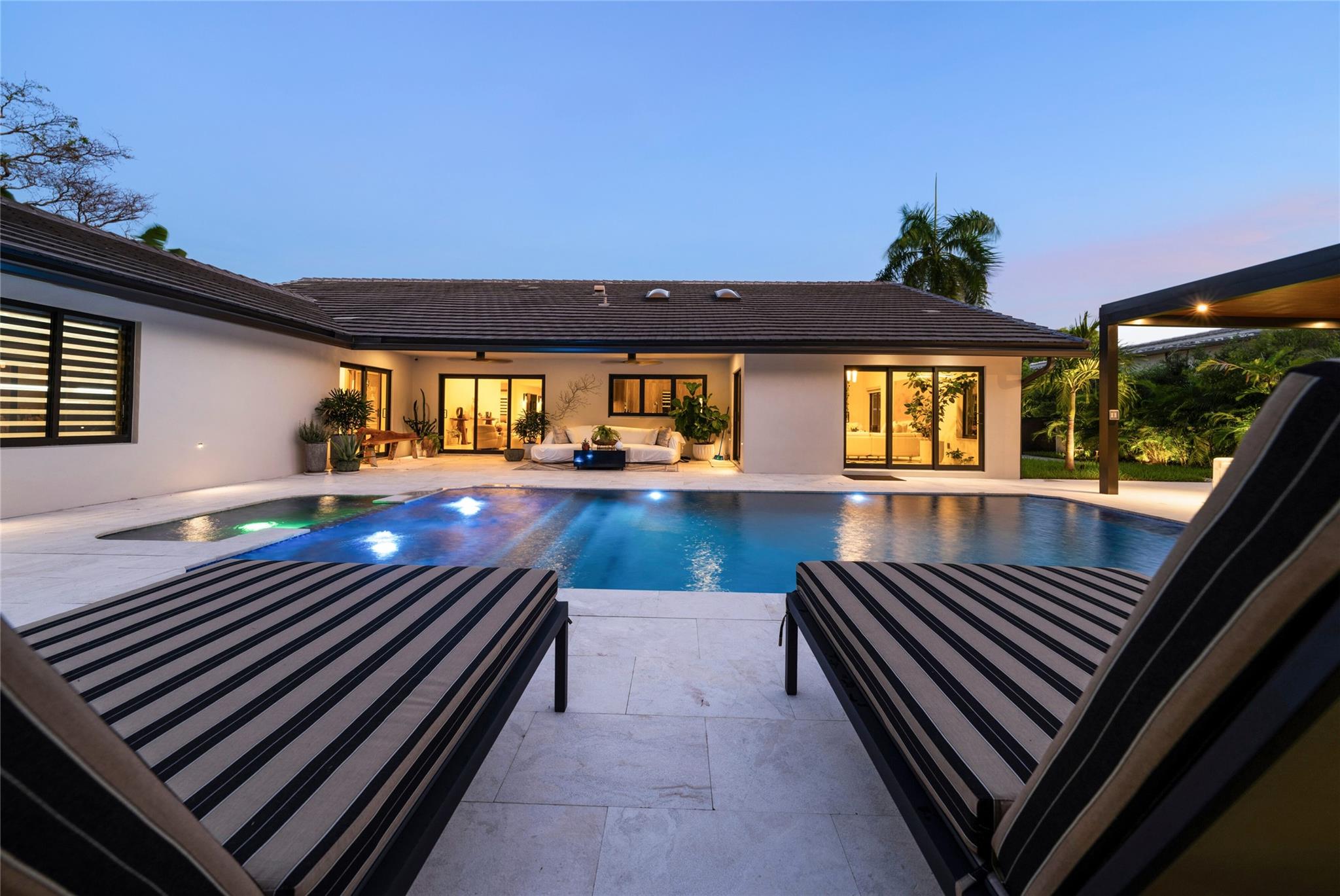 1621 Seabreeze Blvd Fort Lauderdale, FL 33316