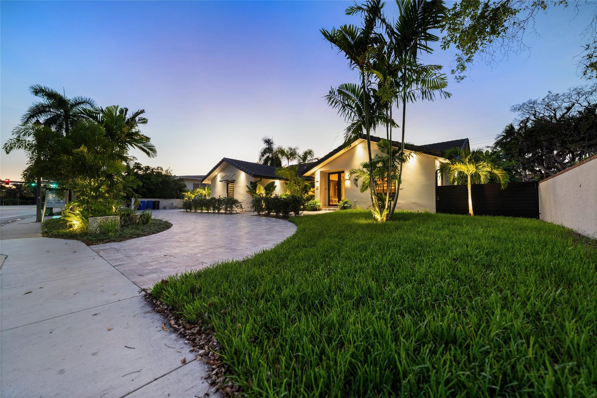 1621 Seabreeze Blvd Fort Lauderdale, FL 33316