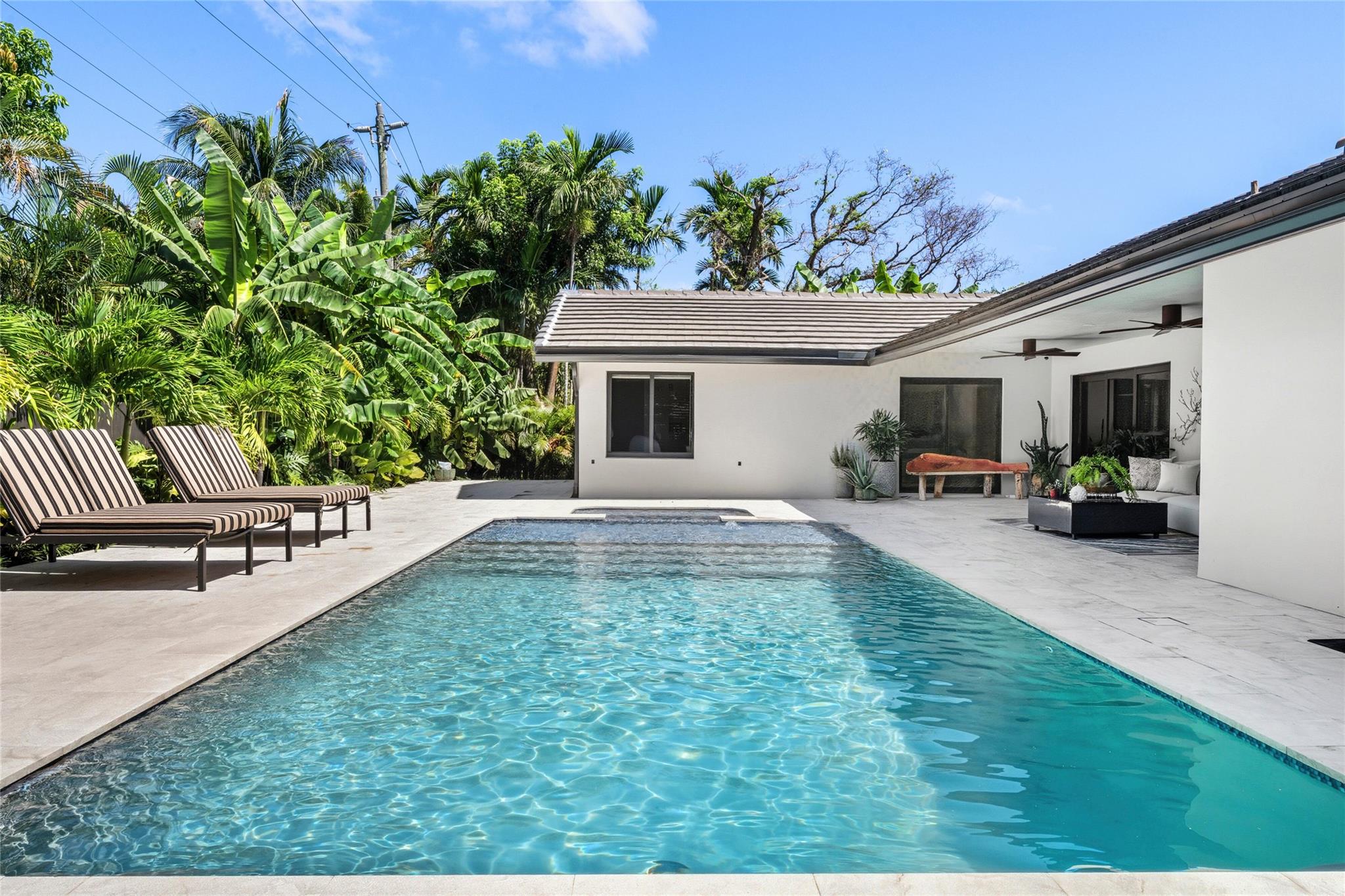 1621 Seabreeze Blvd Fort Lauderdale, FL 33316