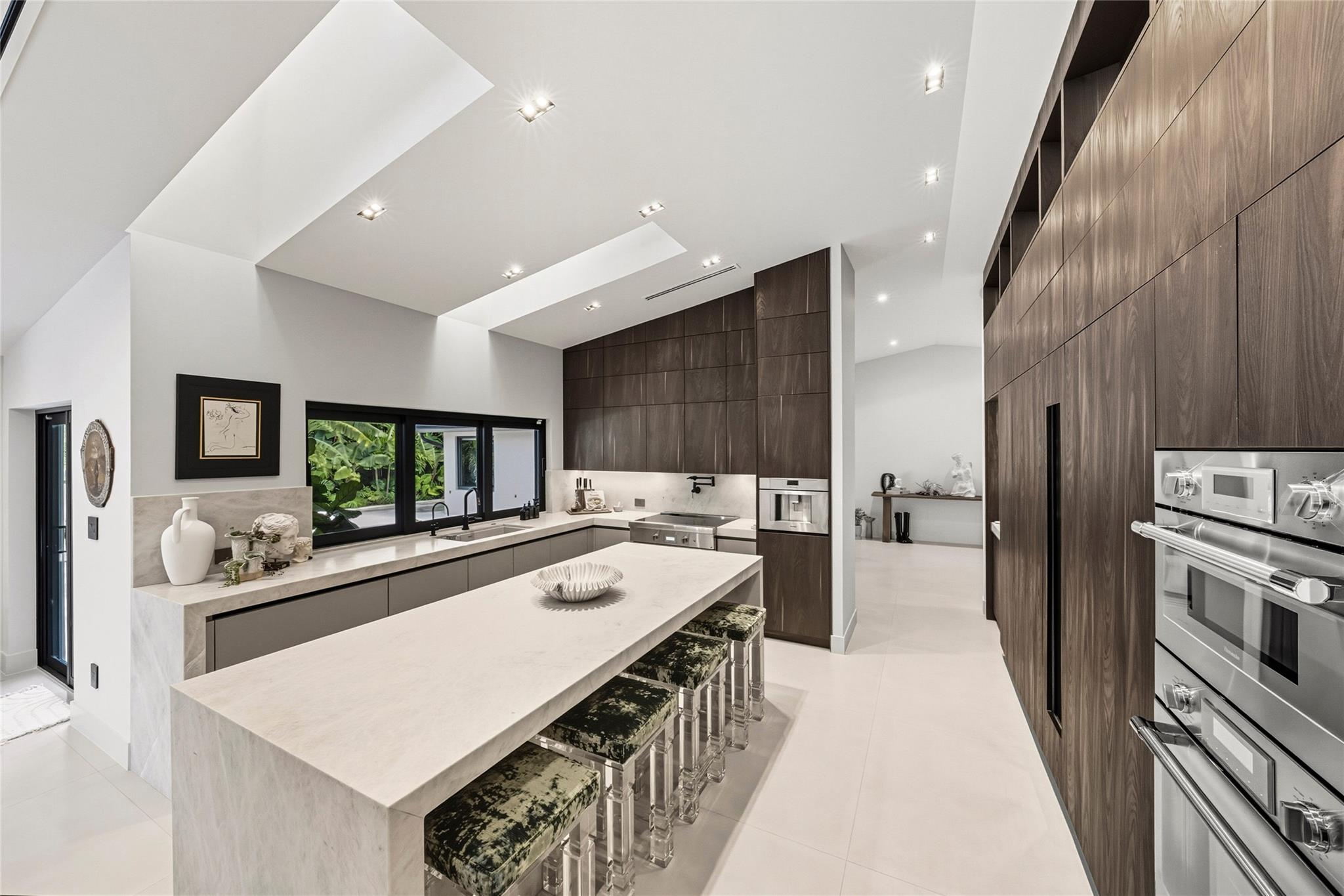 1621 Seabreeze Blvd Fort Lauderdale, FL 33316