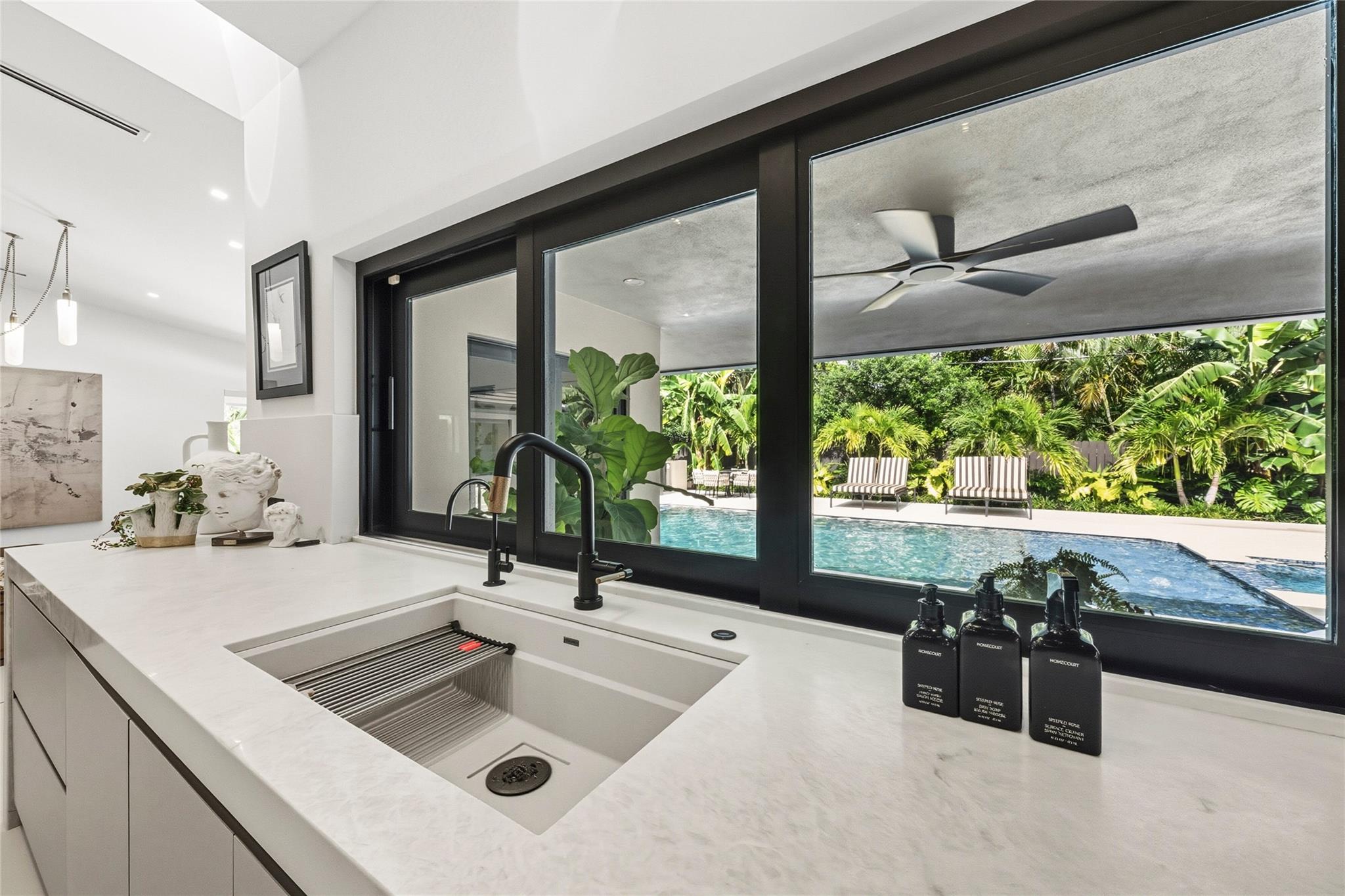 1621 Seabreeze Blvd Fort Lauderdale, FL 33316