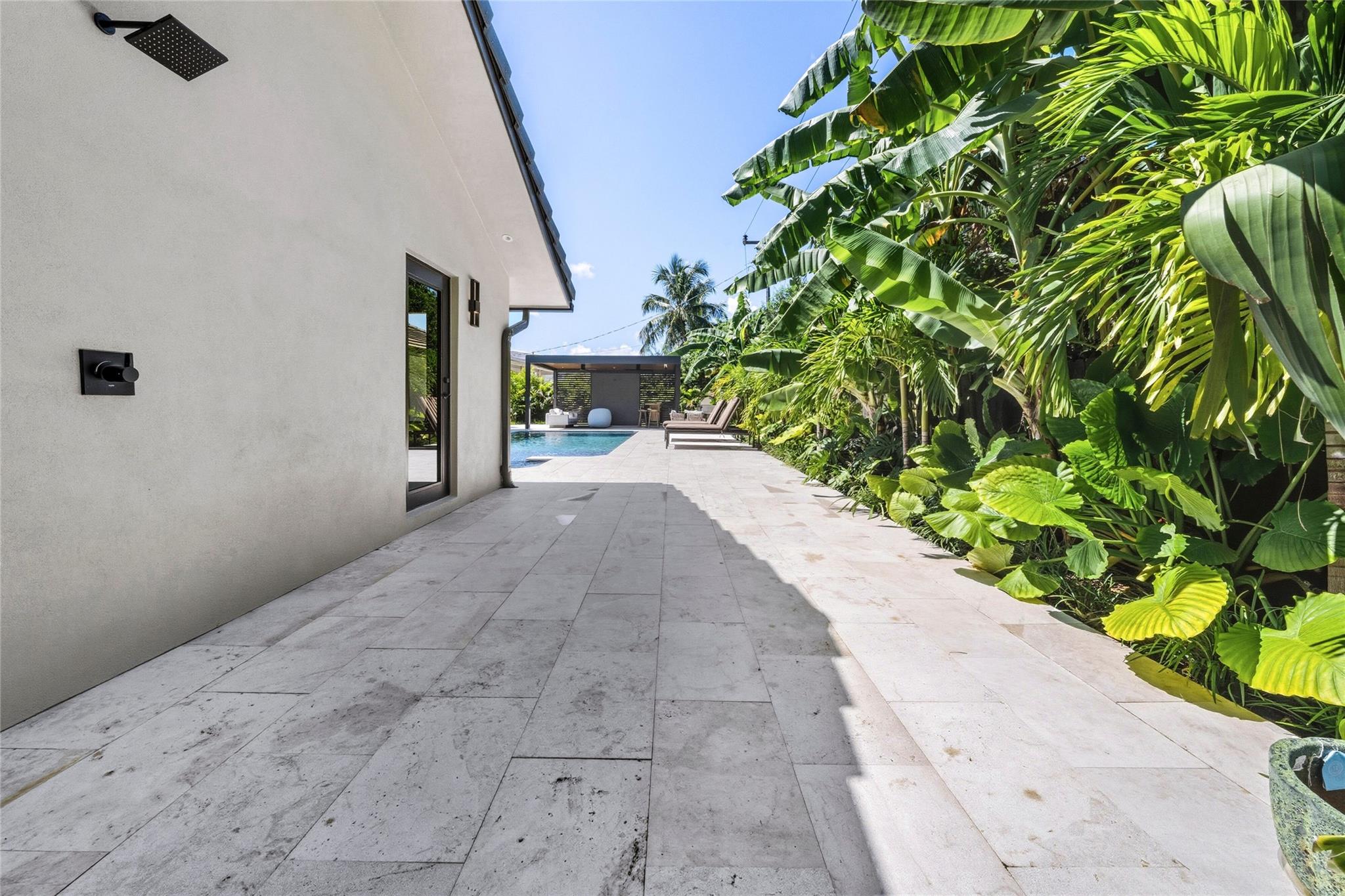 1621 Seabreeze Blvd Fort Lauderdale, FL 33316