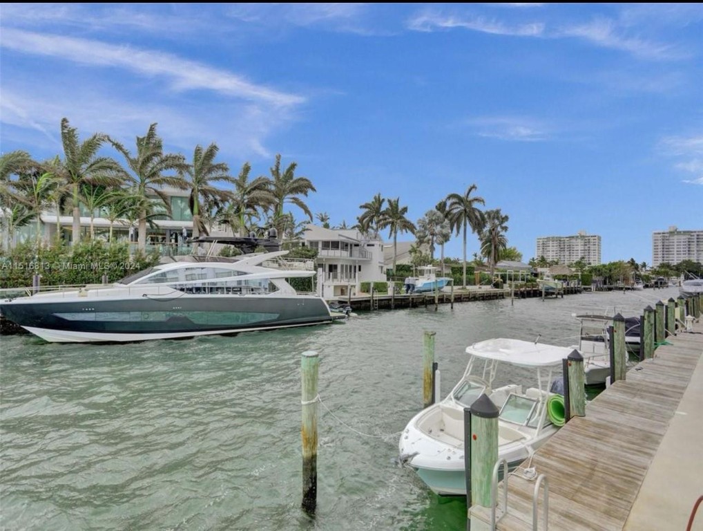 11930 N Bayshore Dr #601 North Miami, FL 33181