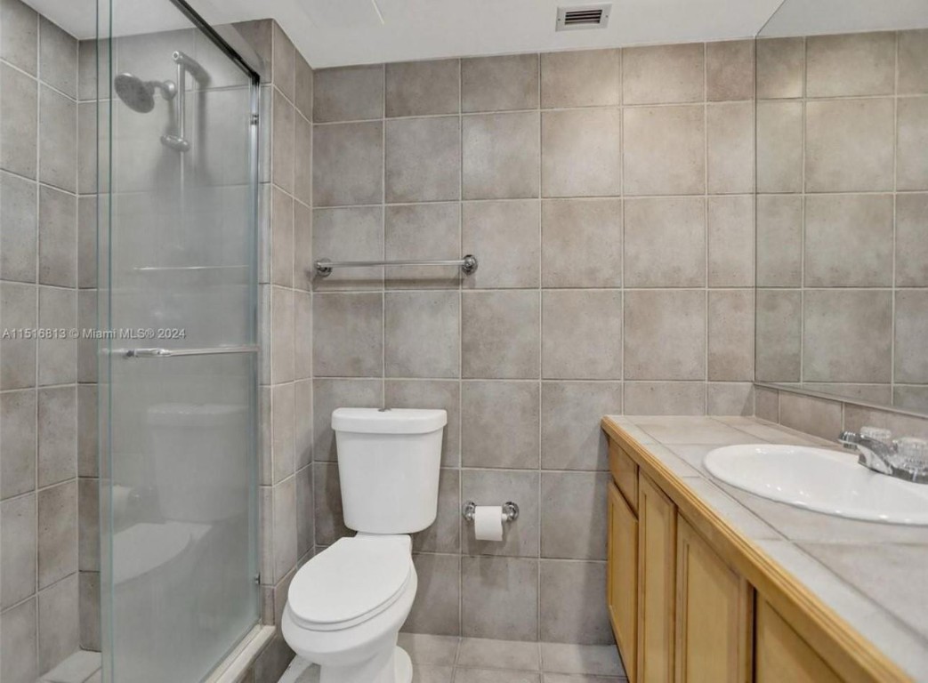 11930 N Bayshore Dr #601 North Miami, FL 33181