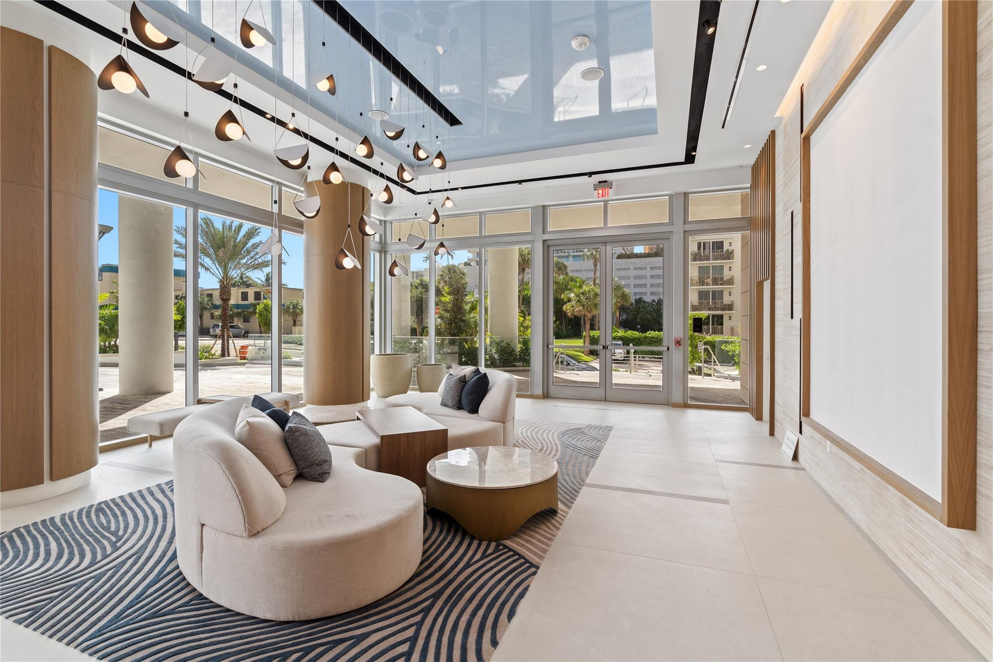 153 N Seabreeze Blvd #1704S Fort Lauderdale, FL 33304