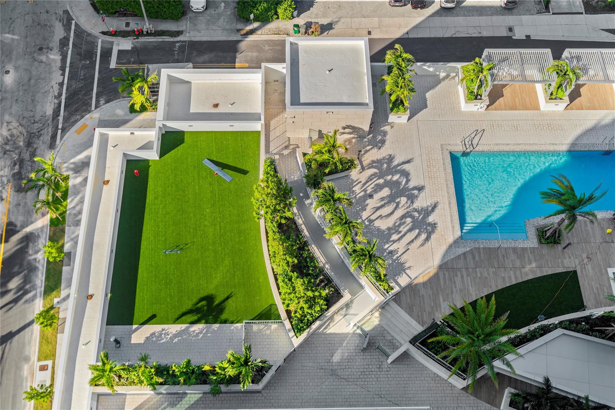 153 N Seabreeze Blvd #1704S Fort Lauderdale, FL 33304