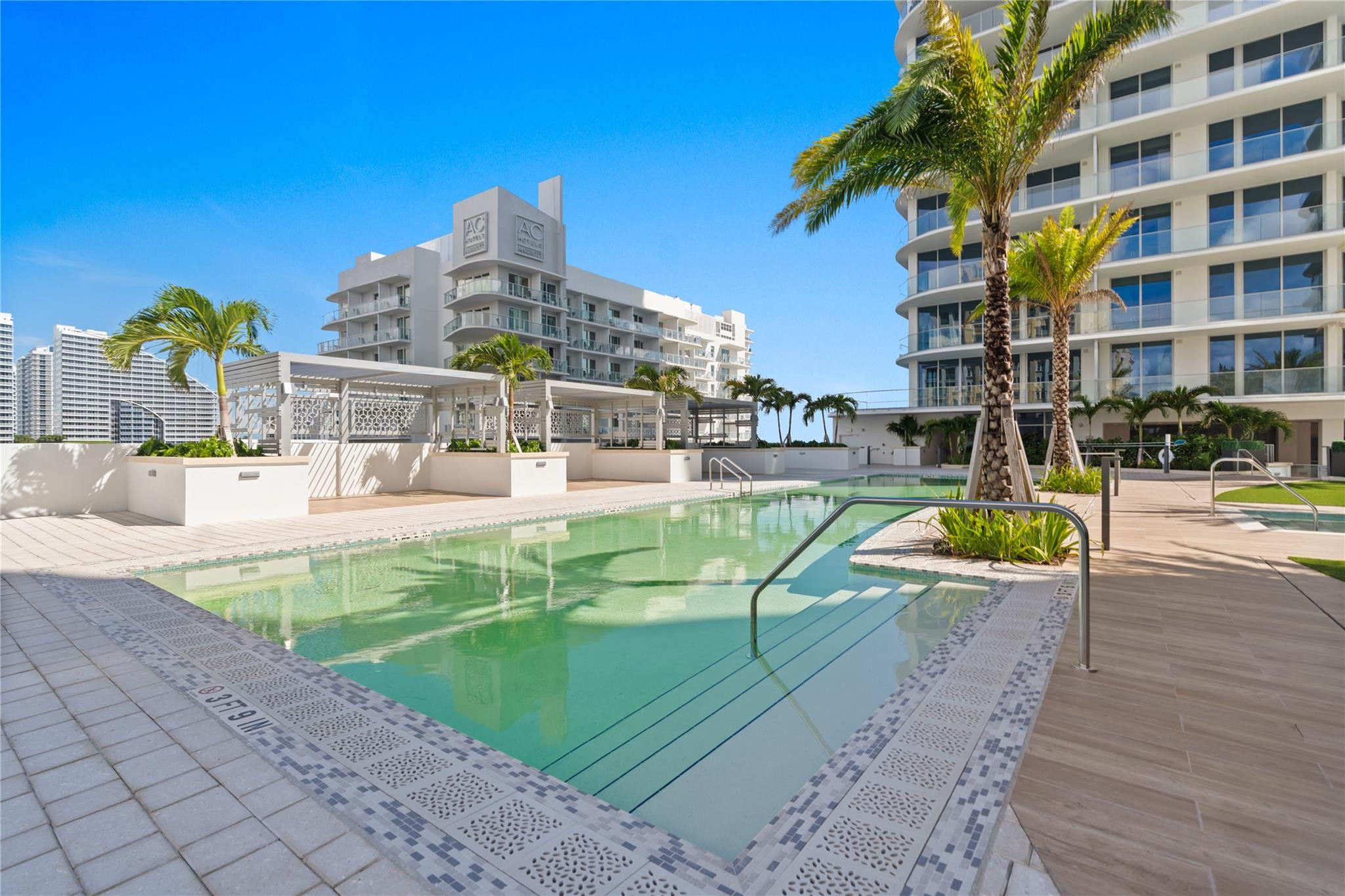 153 N Seabreeze Blvd #1704S Fort Lauderdale, FL 33304