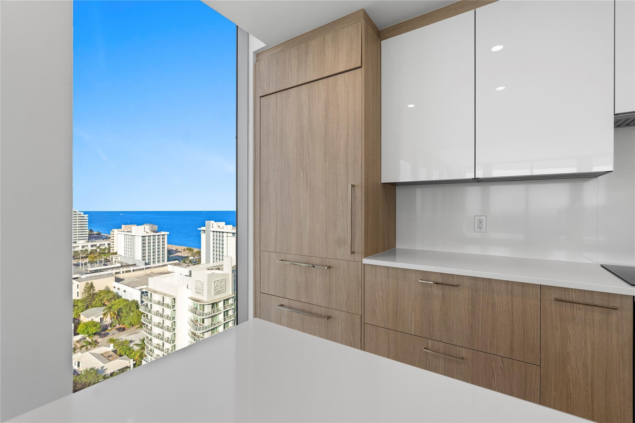 153 N Seabreeze Blvd #1704S Fort Lauderdale, FL 33304