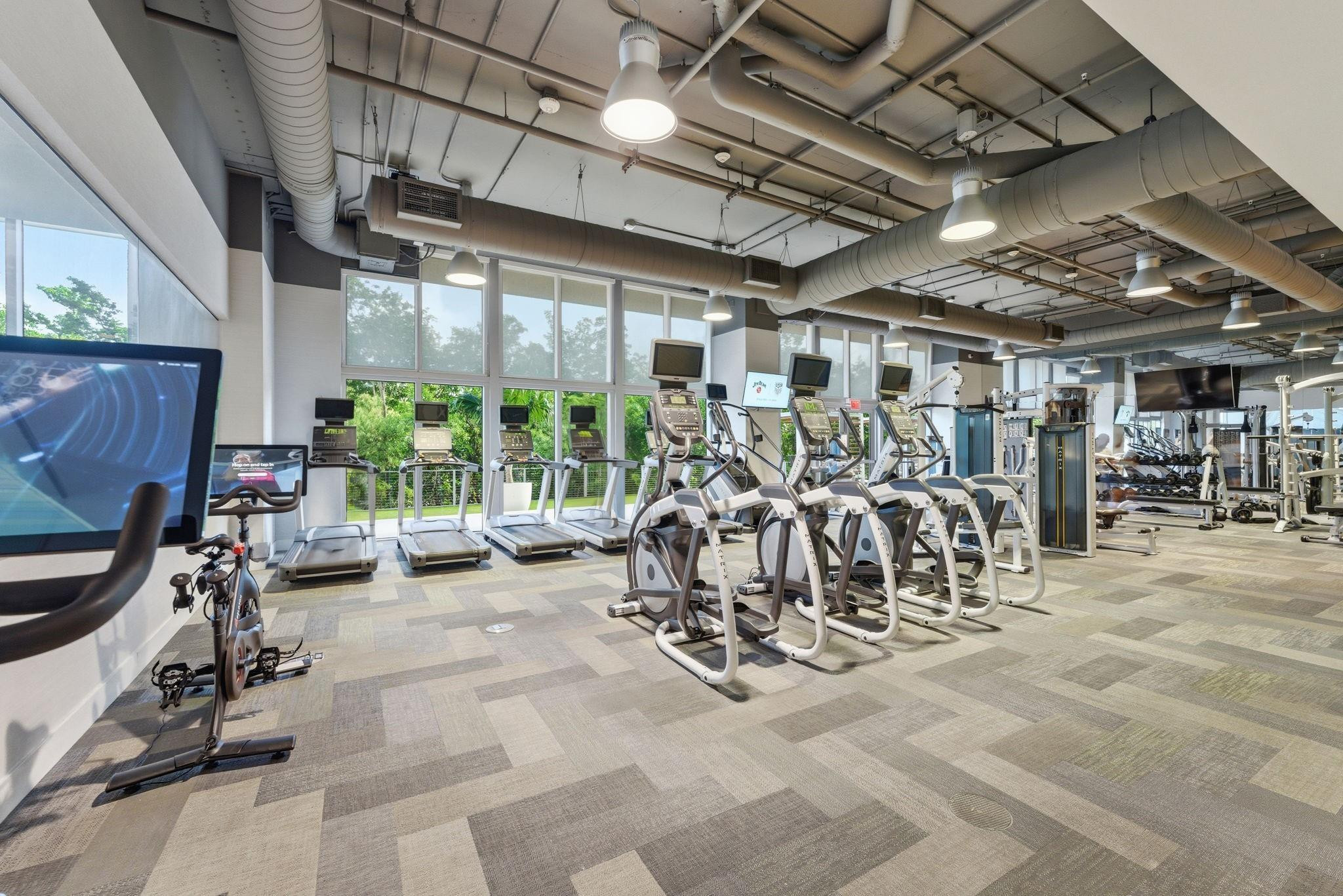 16385 Biscayne Blvd #2516 North Miami Beach, FL 33160