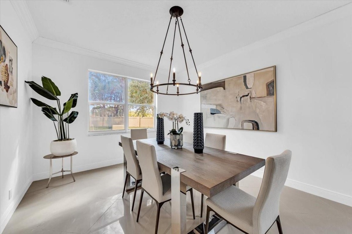 13702 NW 10th Ct Pembroke Pines, FL 33028