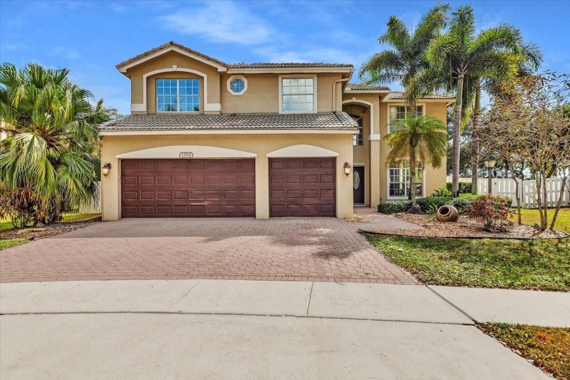 13702 NW 10th Ct Pembroke Pines, FL 33028