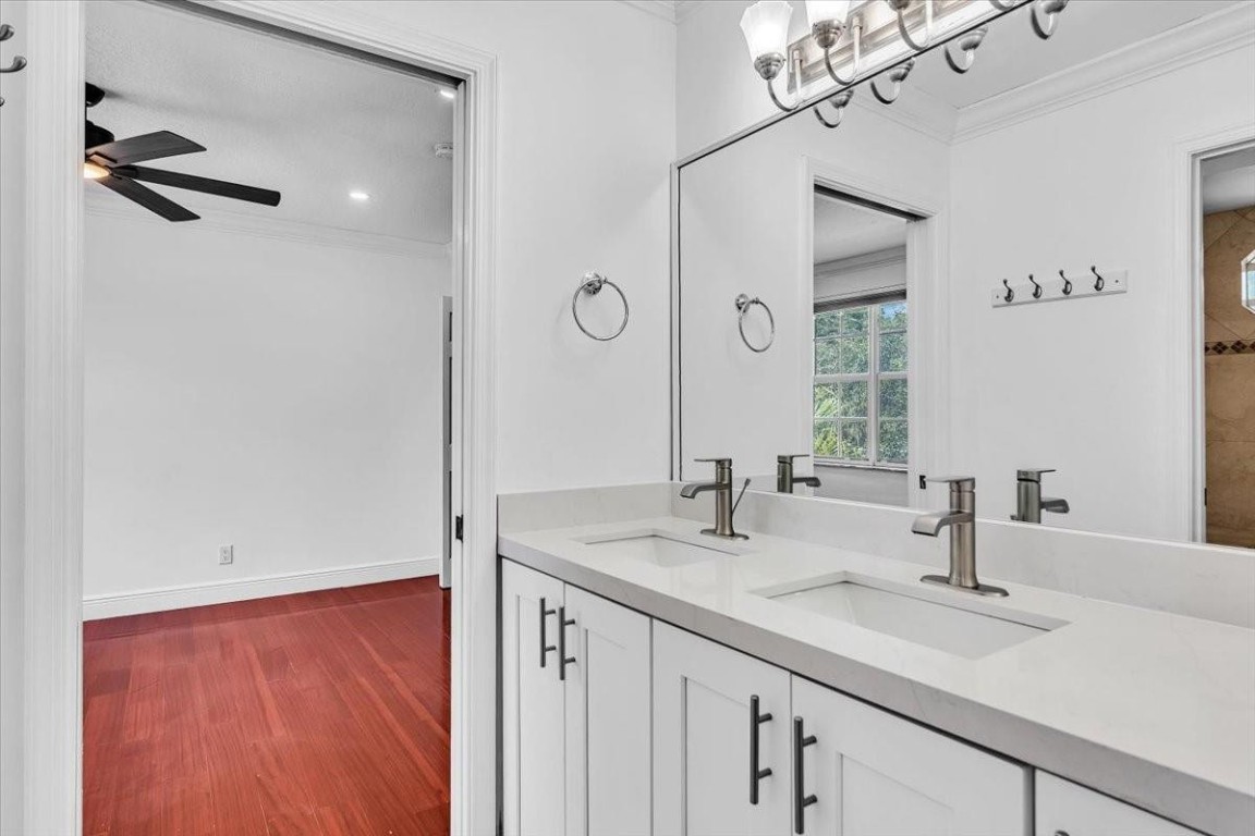 13702 NW 10th Ct Pembroke Pines, FL 33028