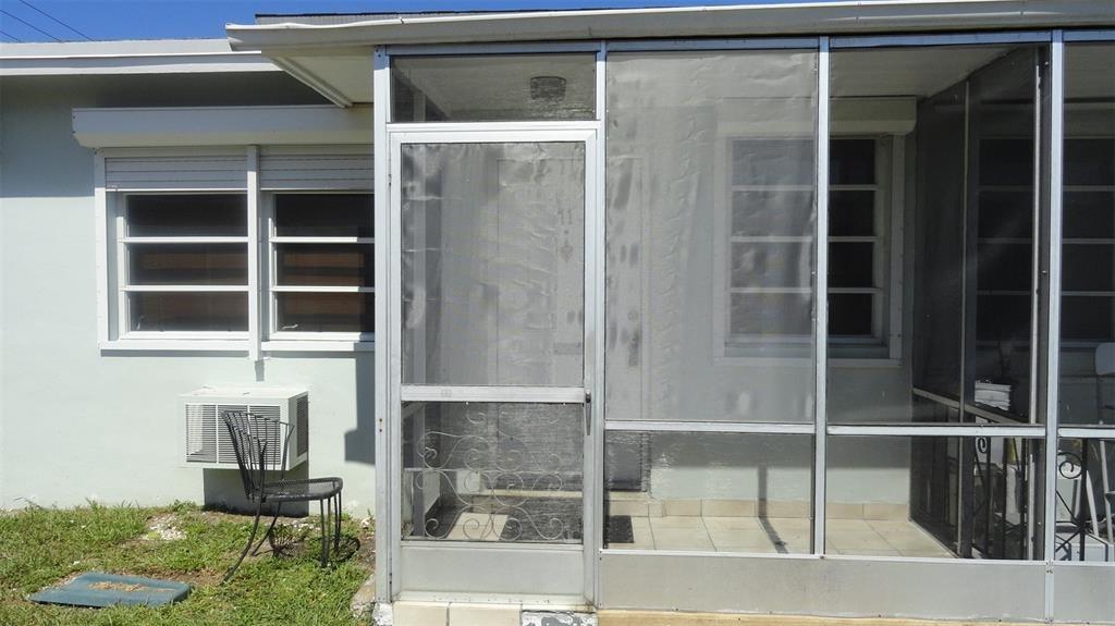 2211 Lincoln St #11 Hollywood, FL 33020