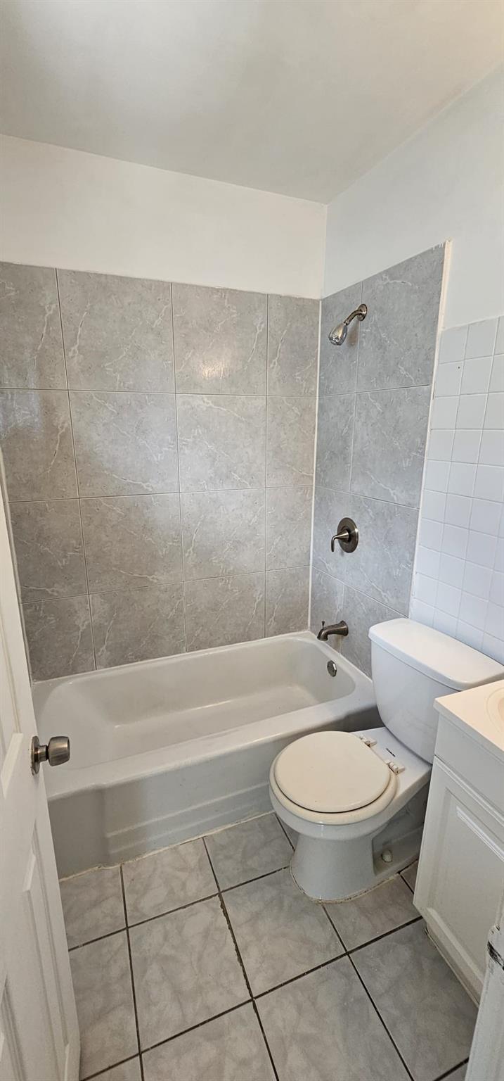 2211 Lincoln St #11 Hollywood, FL 33020