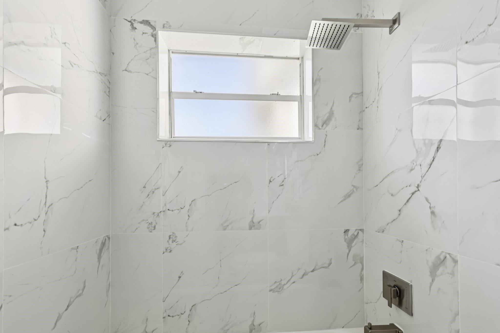 1040 N 74th Way Hollywood, FL 33024