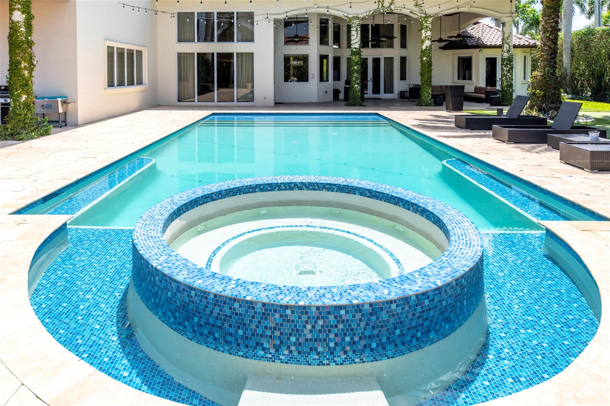 1203 NW 121st Plantation, FL 33323