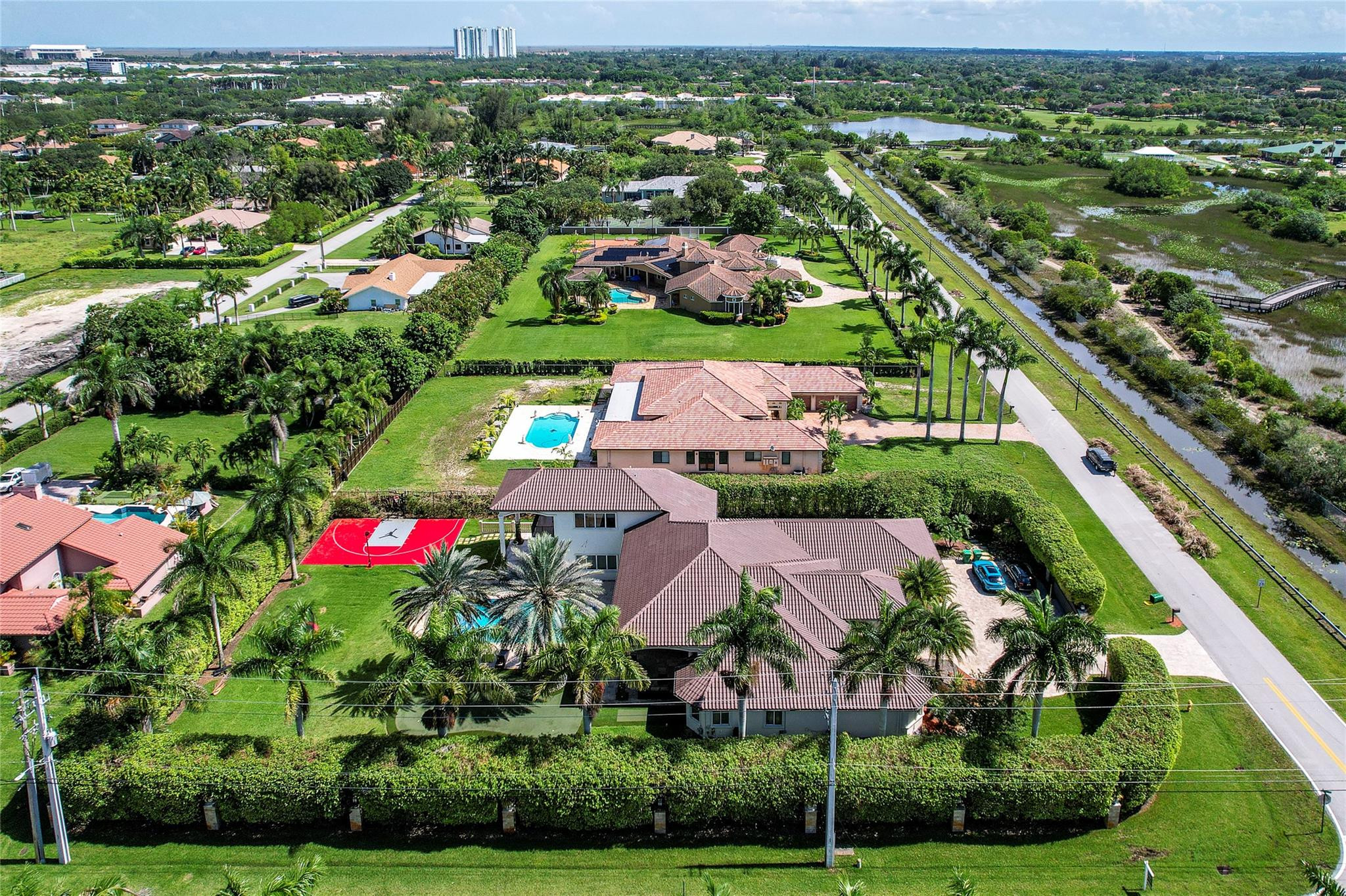 1203 NW 121st Plantation, FL 33323