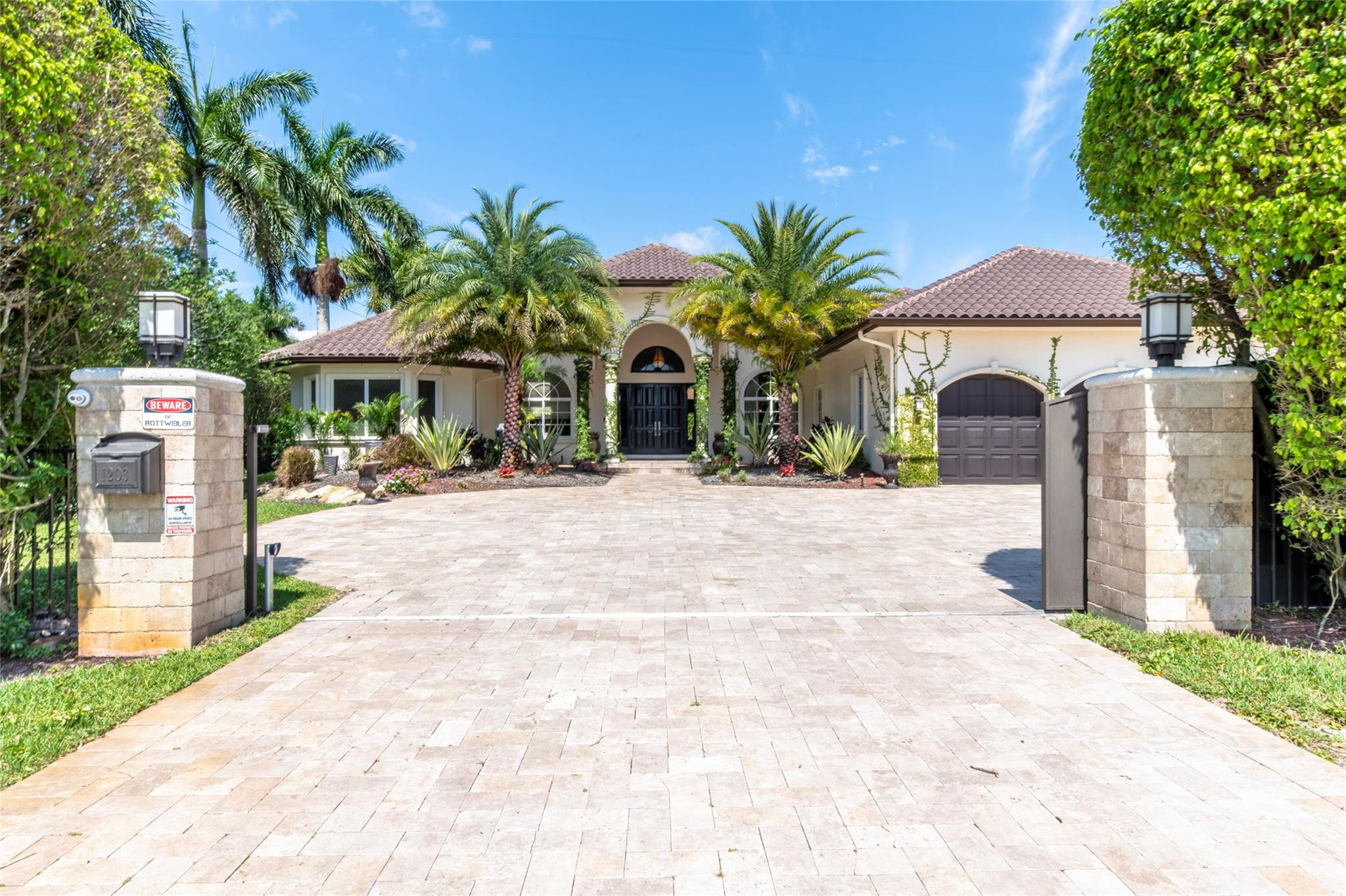 1203 NW 121st Plantation, FL 33323