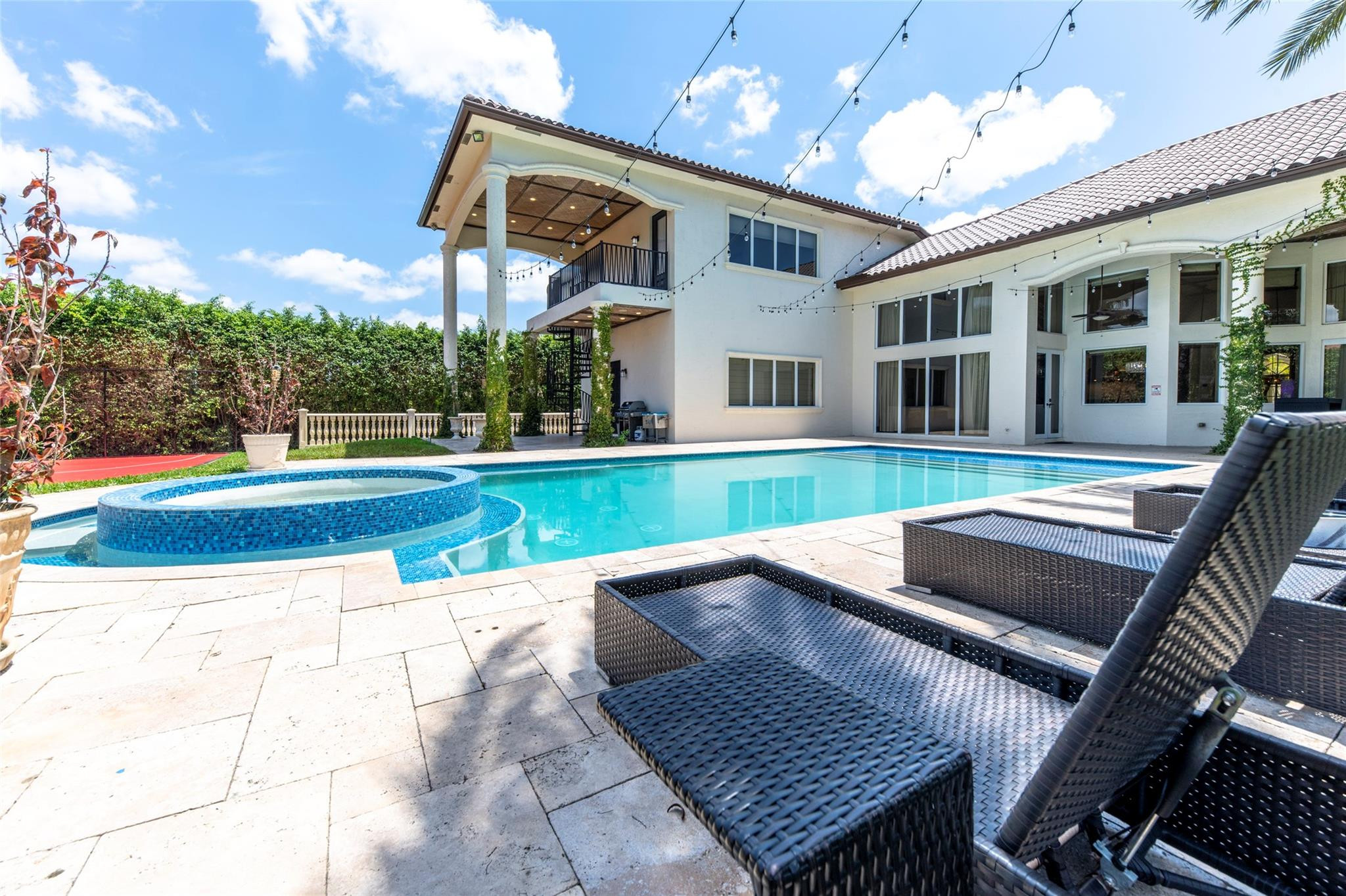 1203 NW 121st Plantation, FL 33323