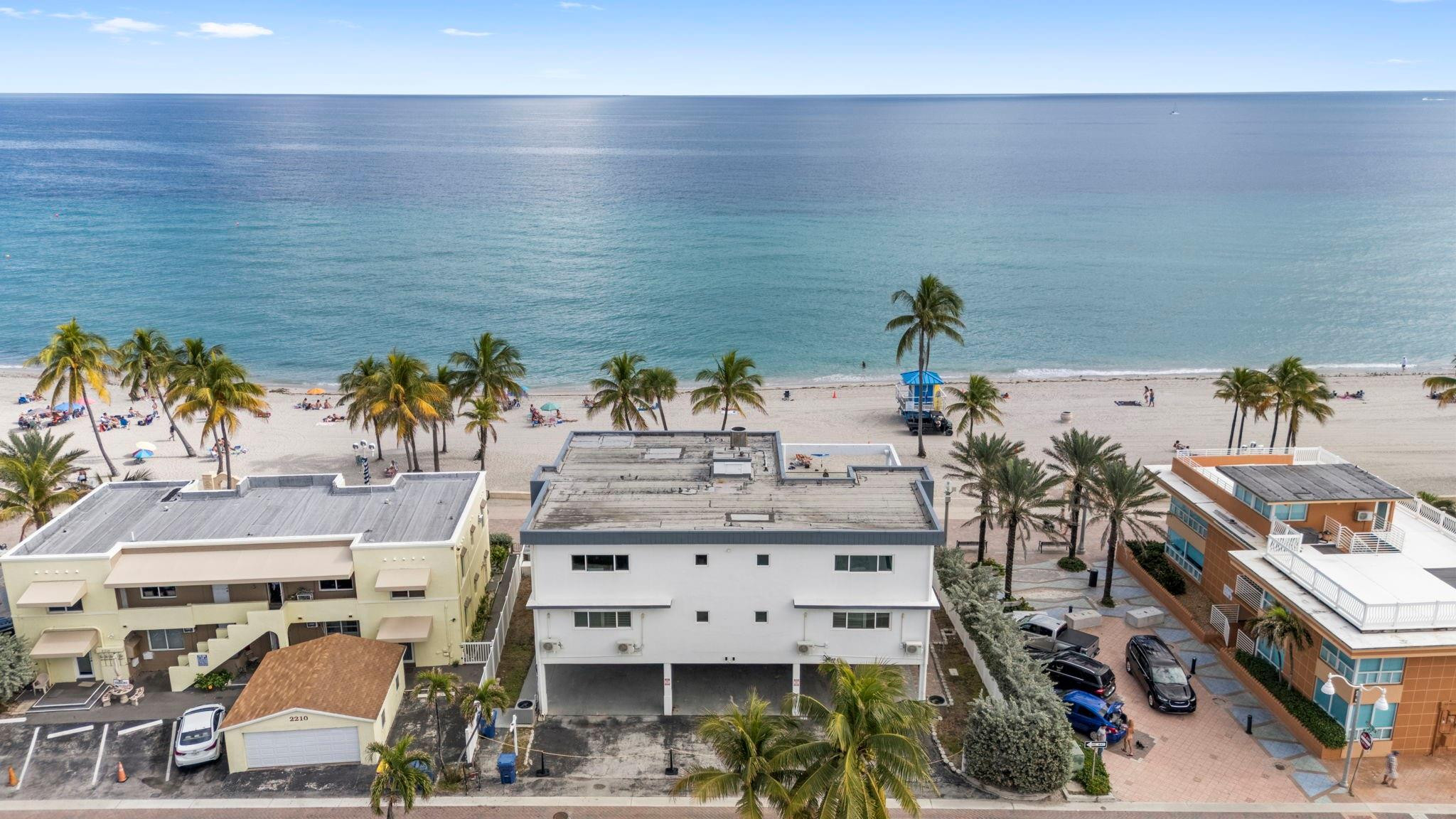 2203 N Surf Hollywood, FL 33019