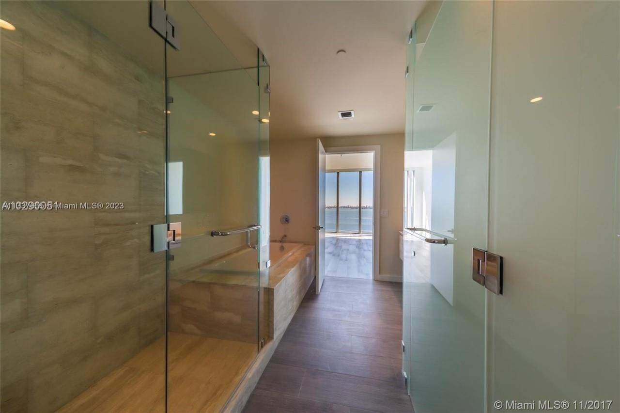 image Biscayne Beach10