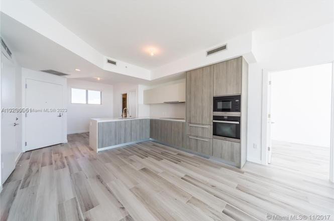 image Biscayne Beach4