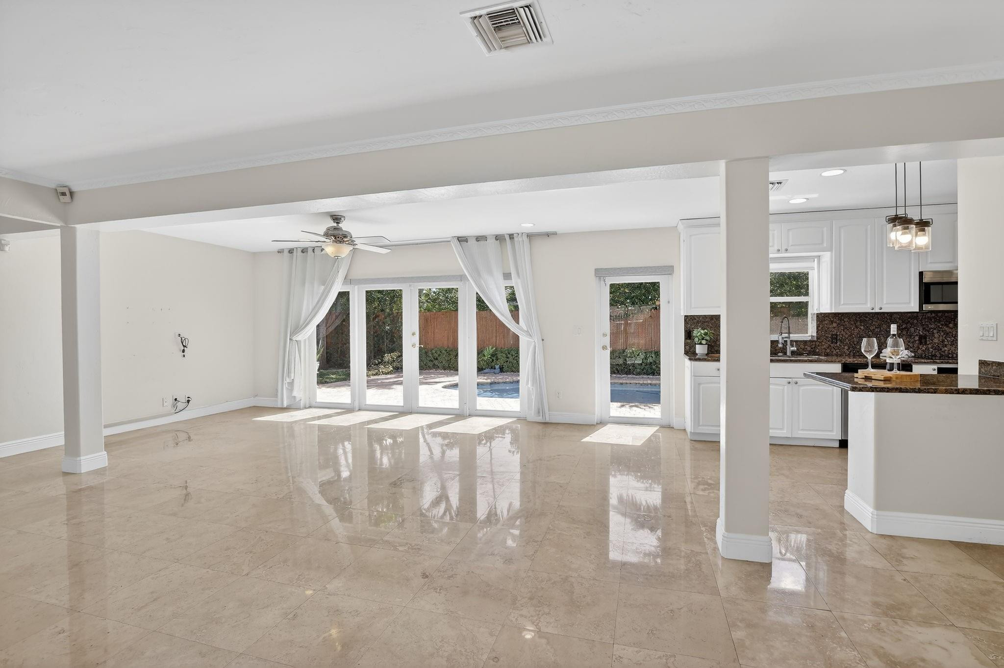 2808 NE 22nd Fort Lauderdale, FL 33305