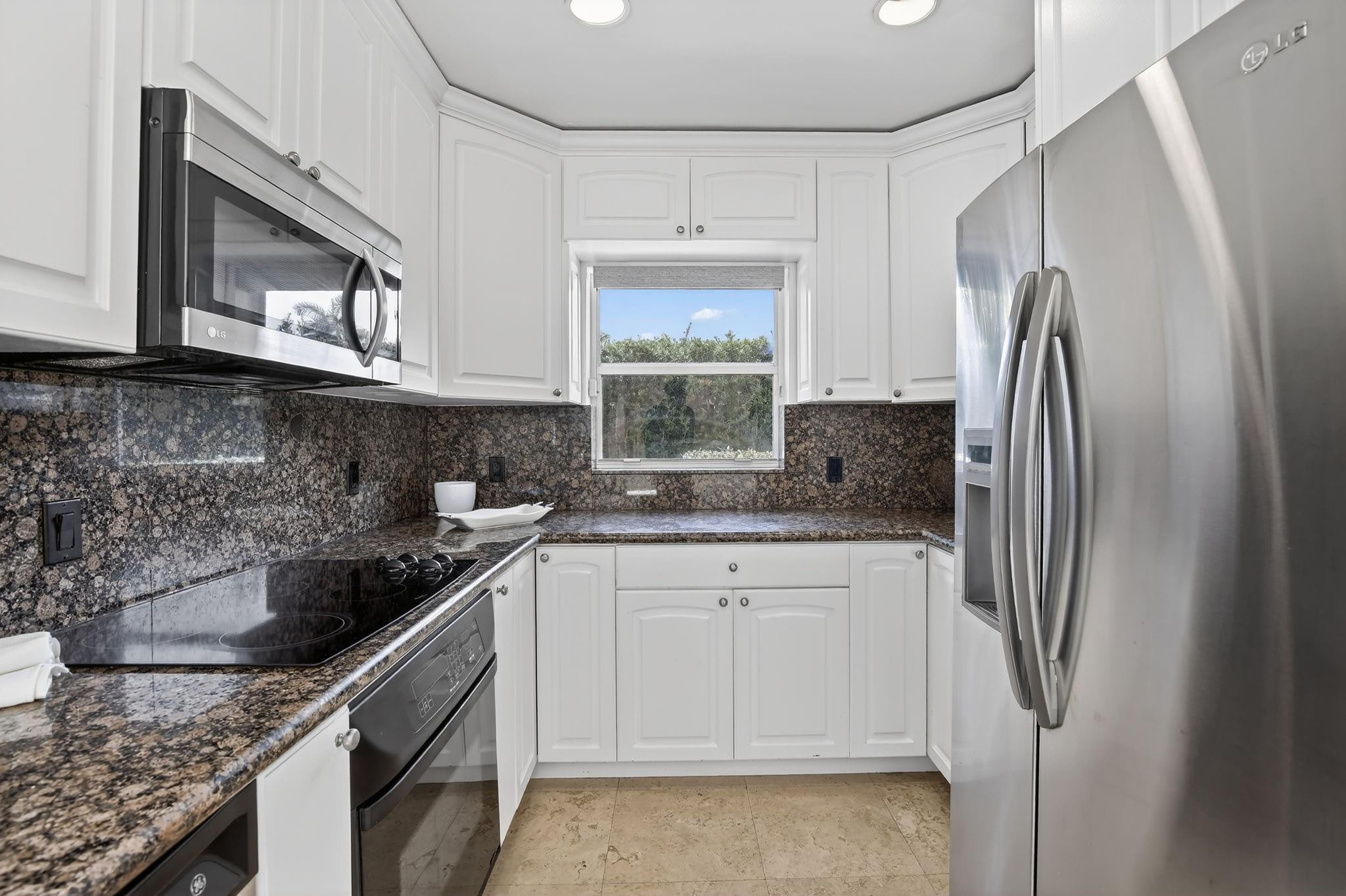 2808 NE 22nd Fort Lauderdale, FL 33305